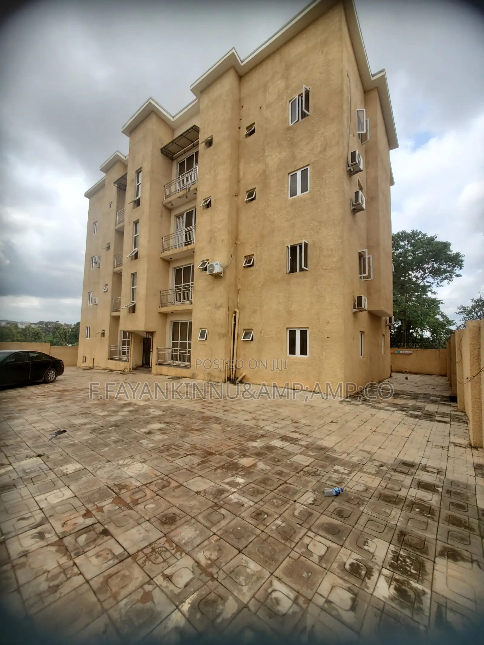 Furnished 2bdrm Block of Flats in Durumi for sale