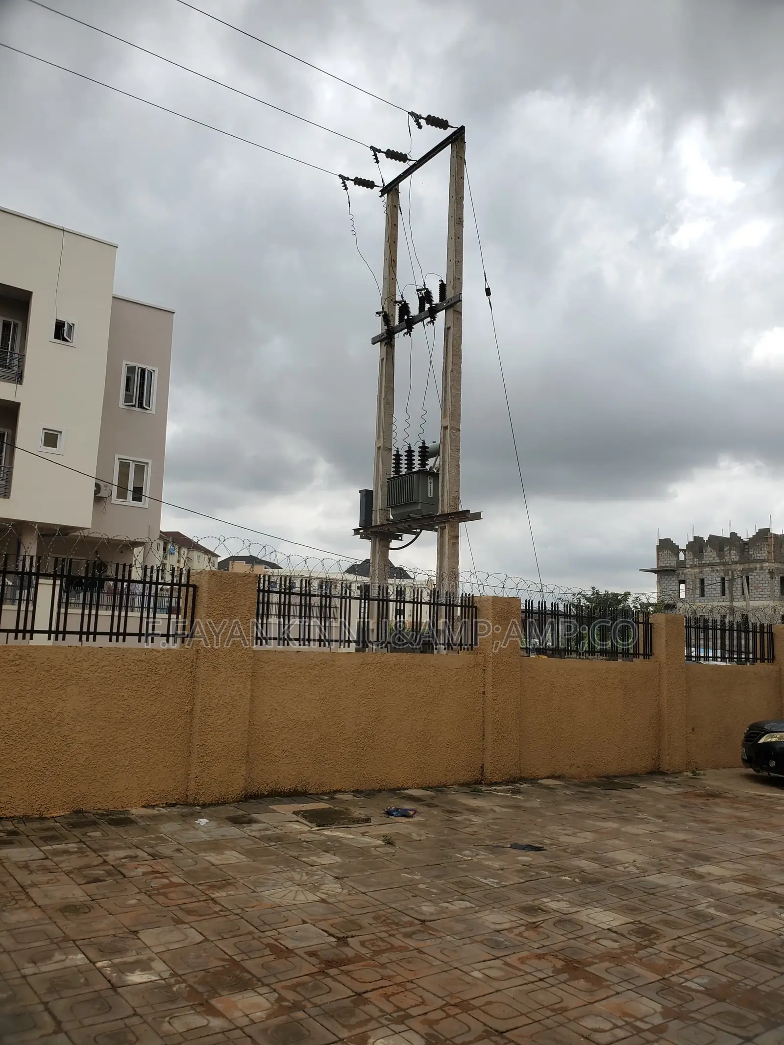 Furnished 2bdrm Block of Flats in Durumi for sale