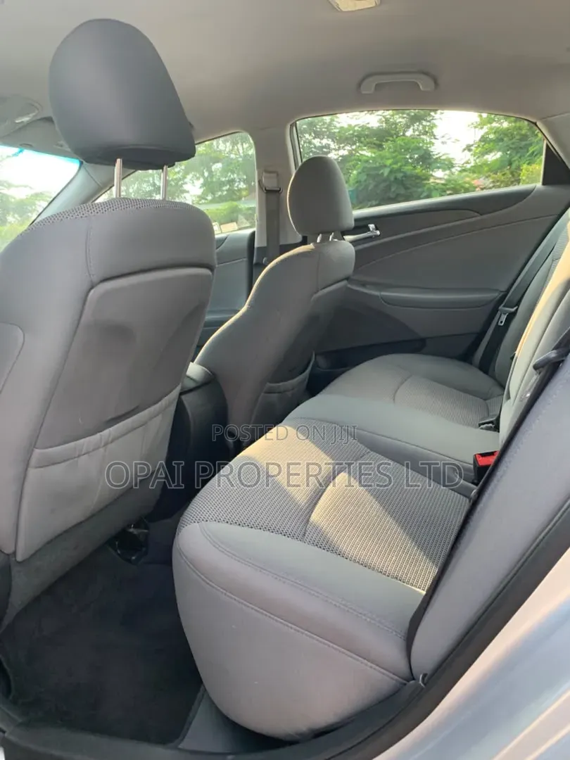 Hyundai Sonata 2012 Silver