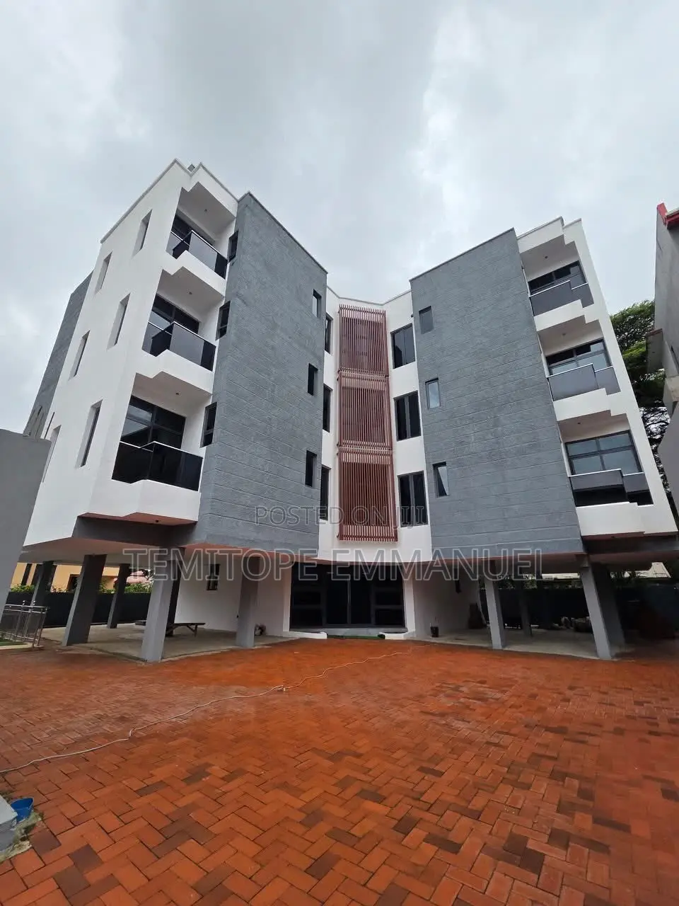 Furnished 3bdrm Apartment in Ikeja GRA for sale