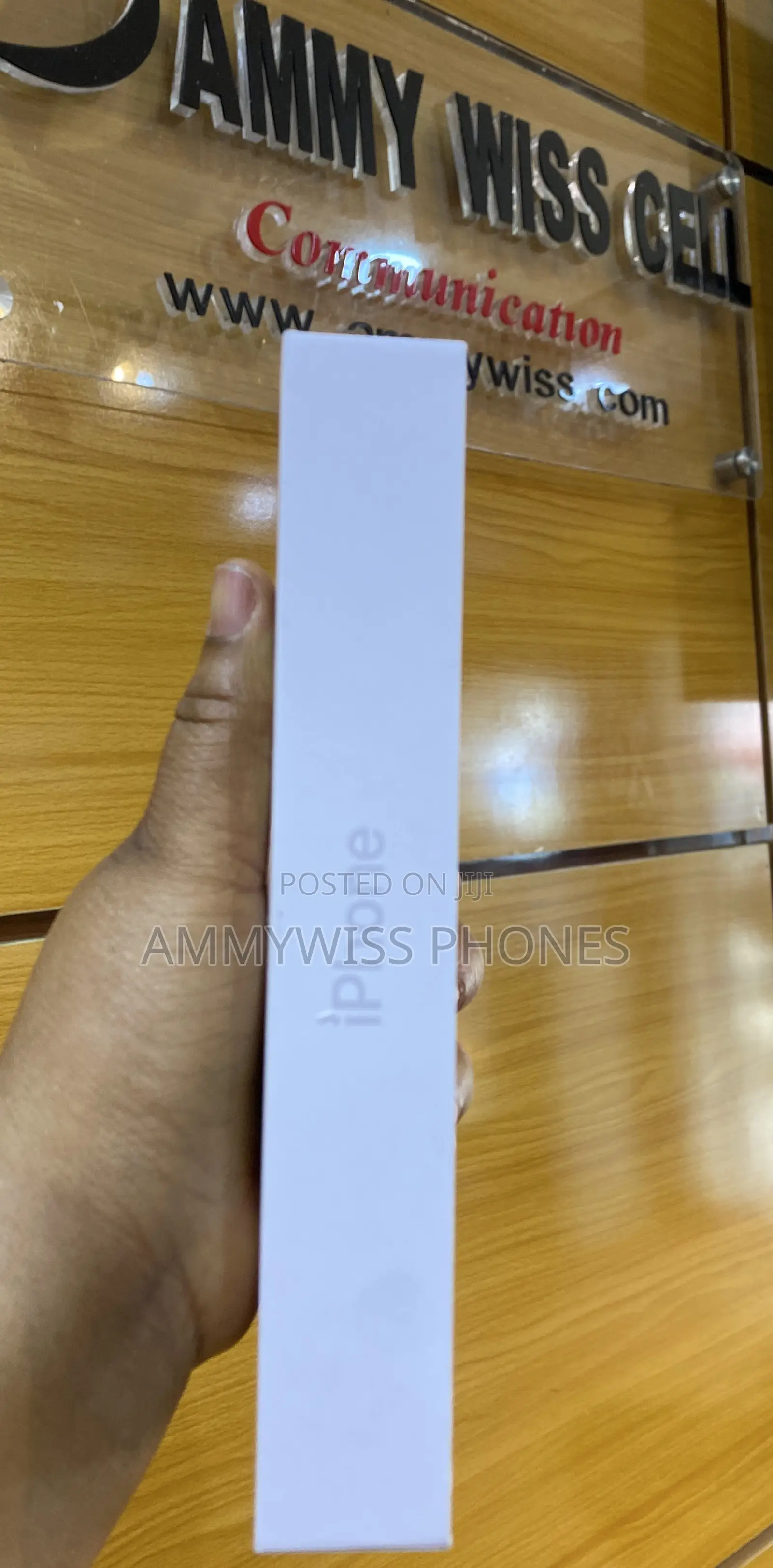 New Apple iPhone 17 Pro Max 1 TB Silver