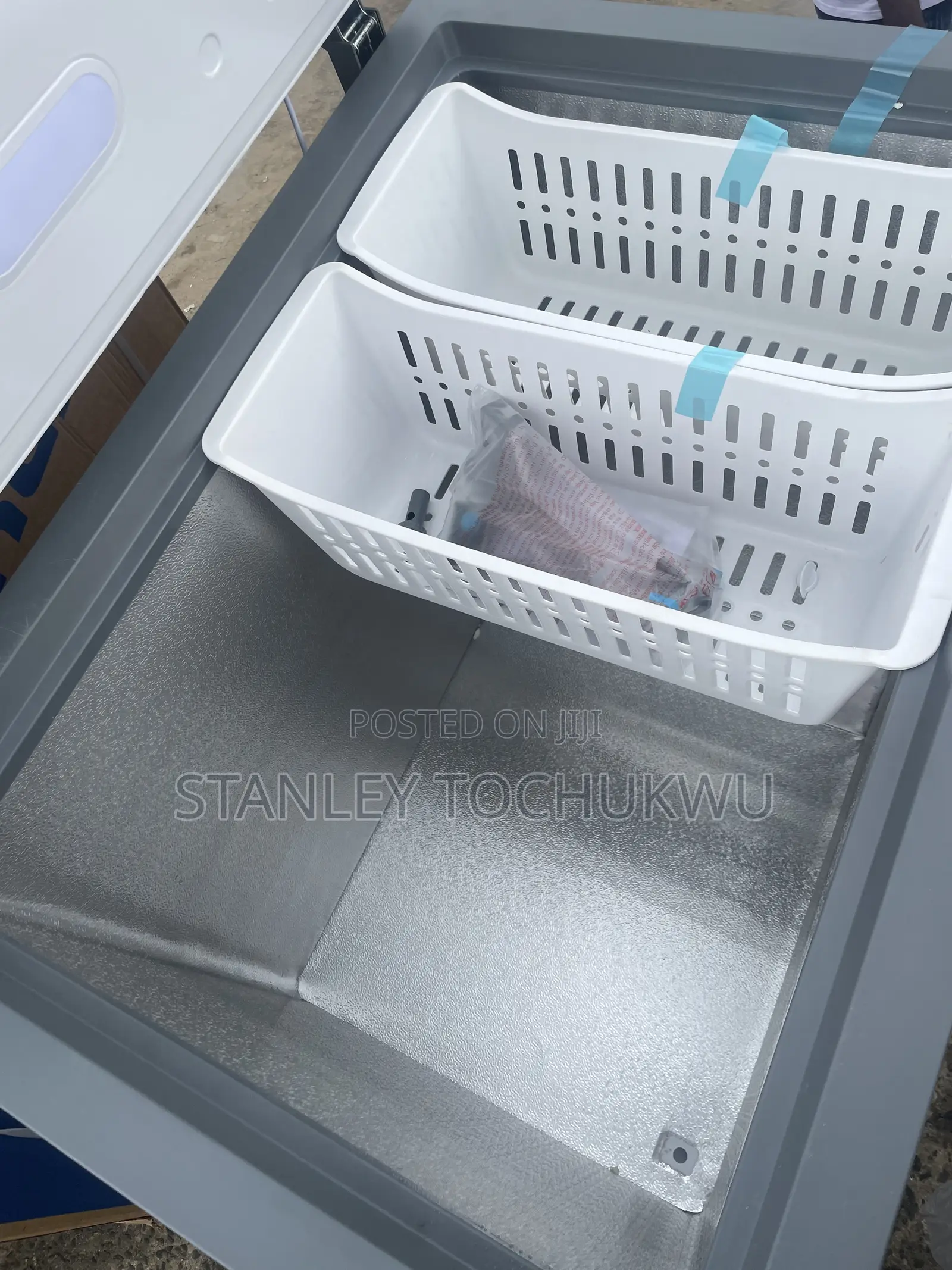 Skyrun Chest Freezer 3fit 200litres