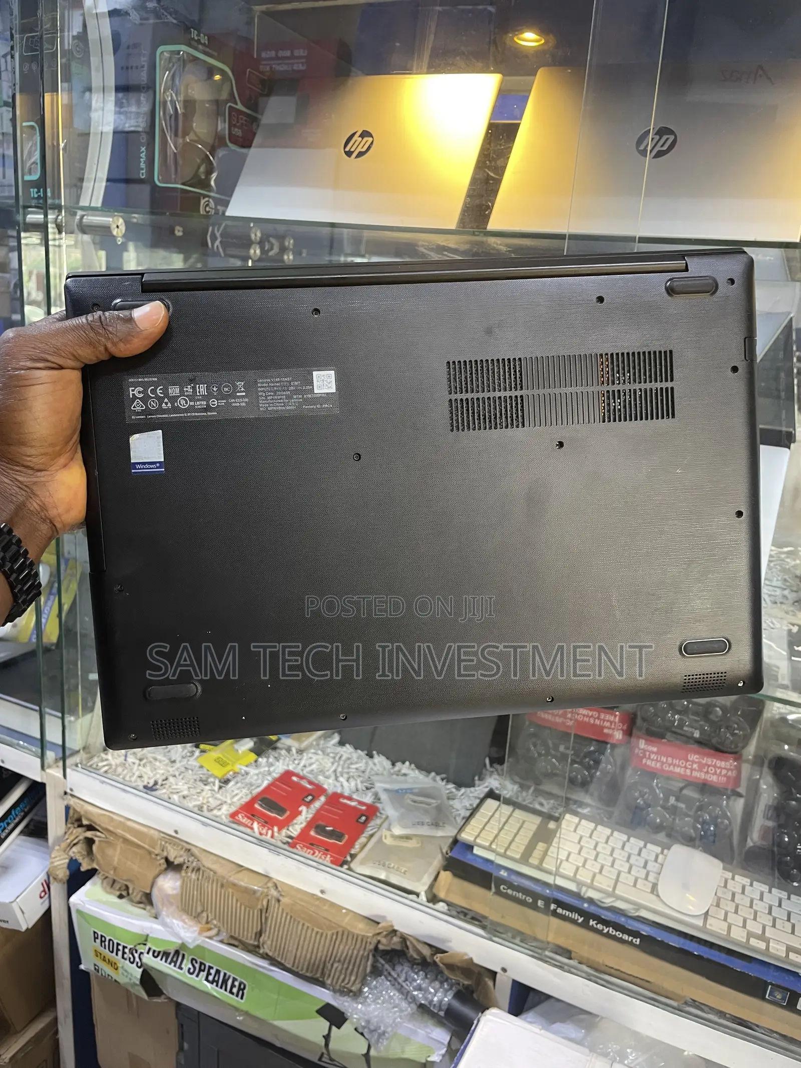 Laptop Lenovo A8 4GB AMD HDD 500GB