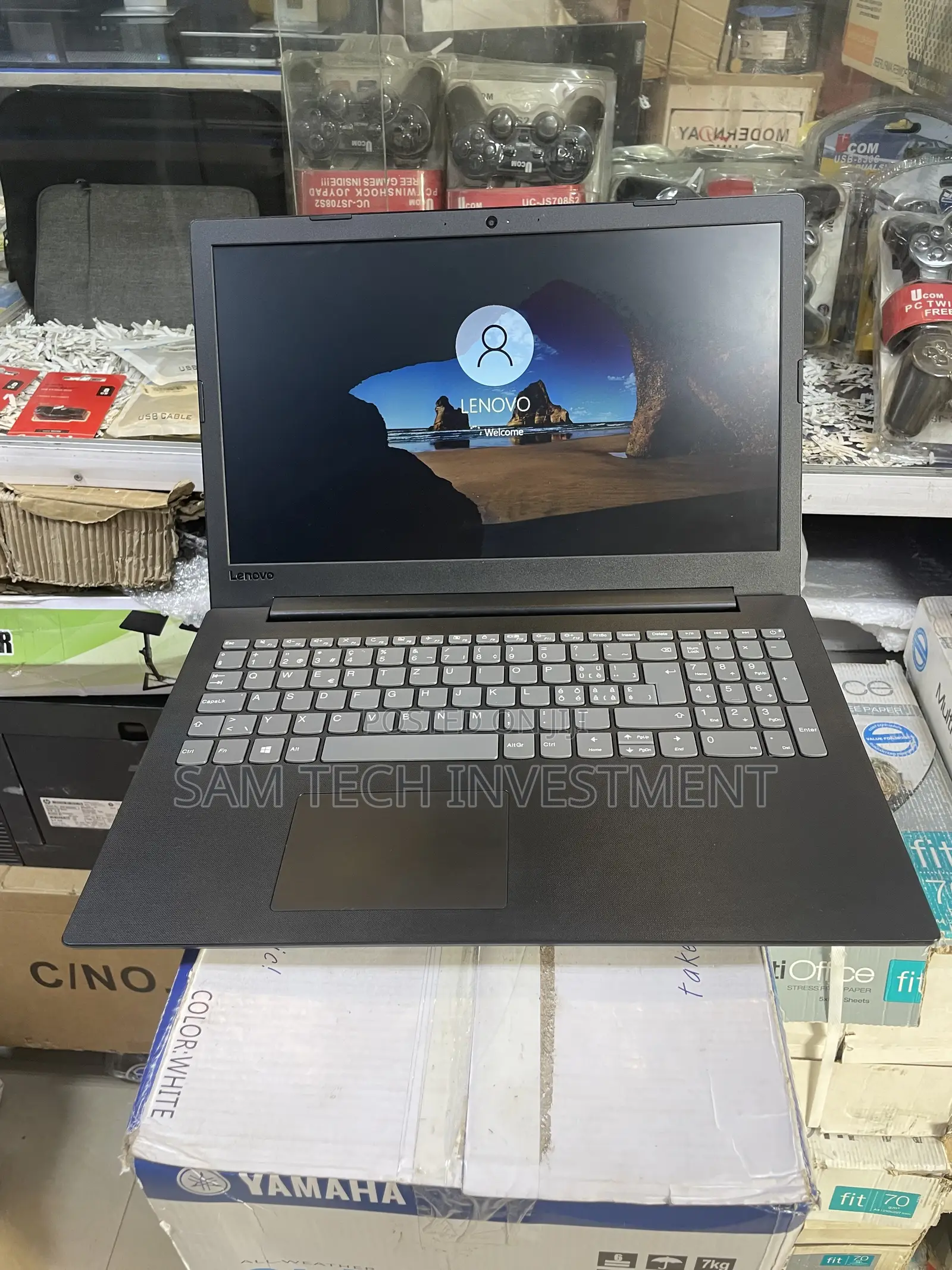 Laptop Lenovo A8 4GB AMD HDD 500GB