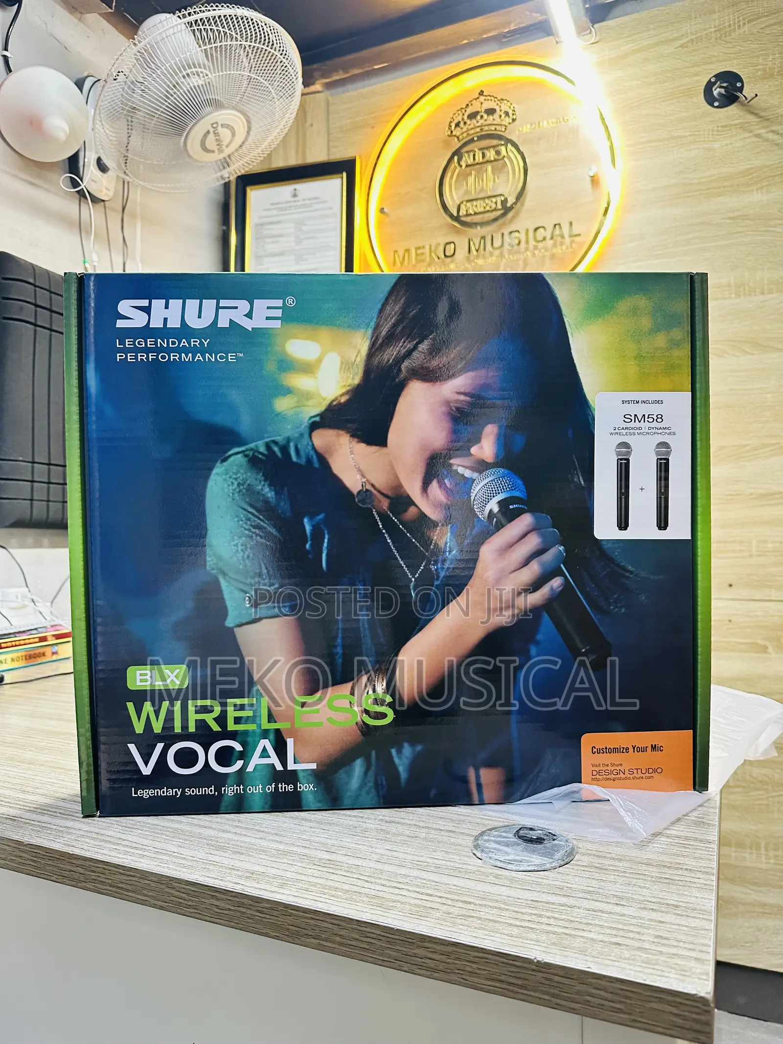 Shure BLX Sm58 Wireless Microphone 