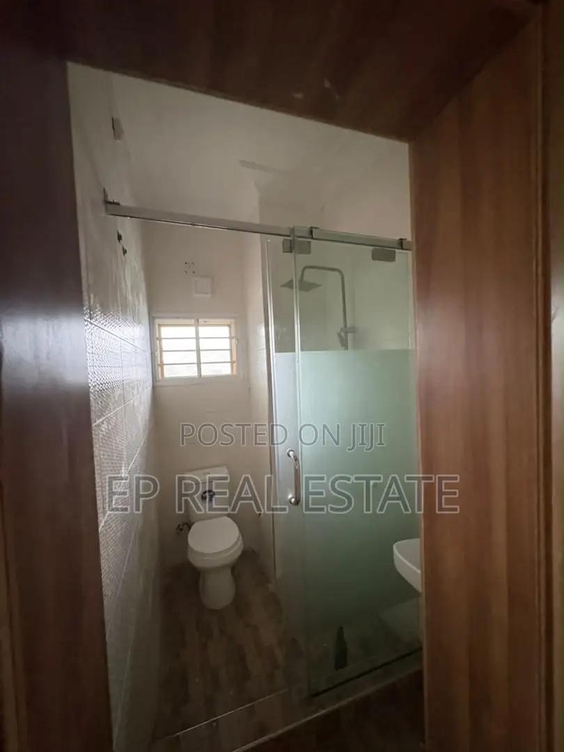 3bdrm Duplex in Karmo for rent