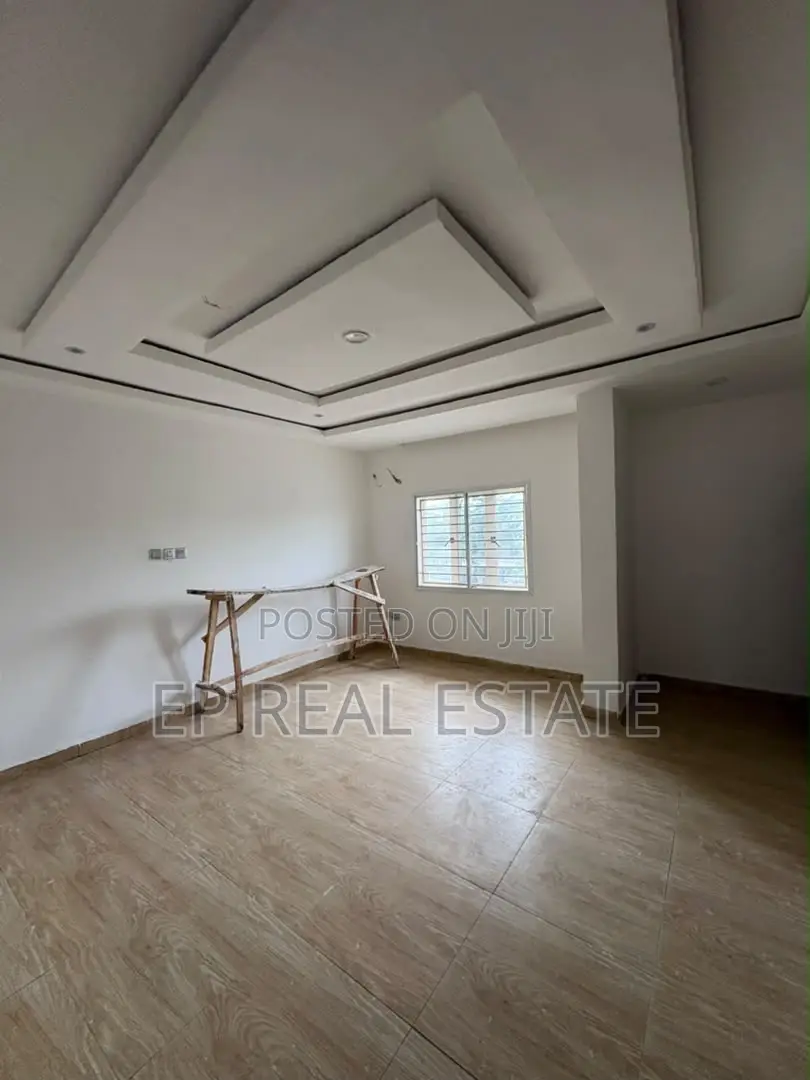 3bdrm Duplex in Karmo for rent