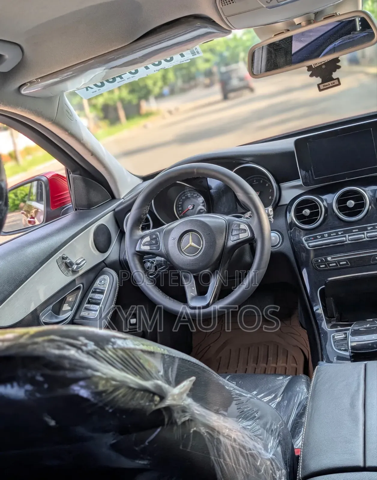 Mercedes-Benz C300 2016 Red
