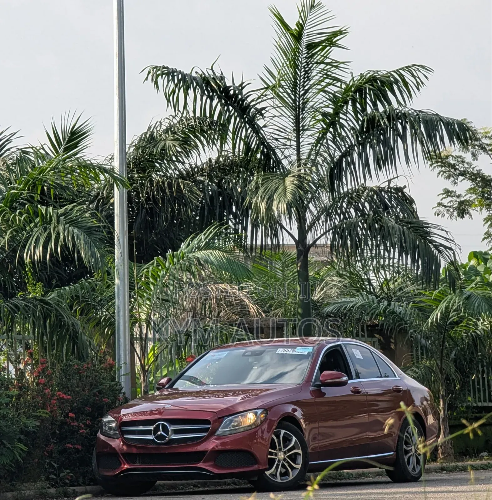 Mercedes-Benz C300 2016 Red