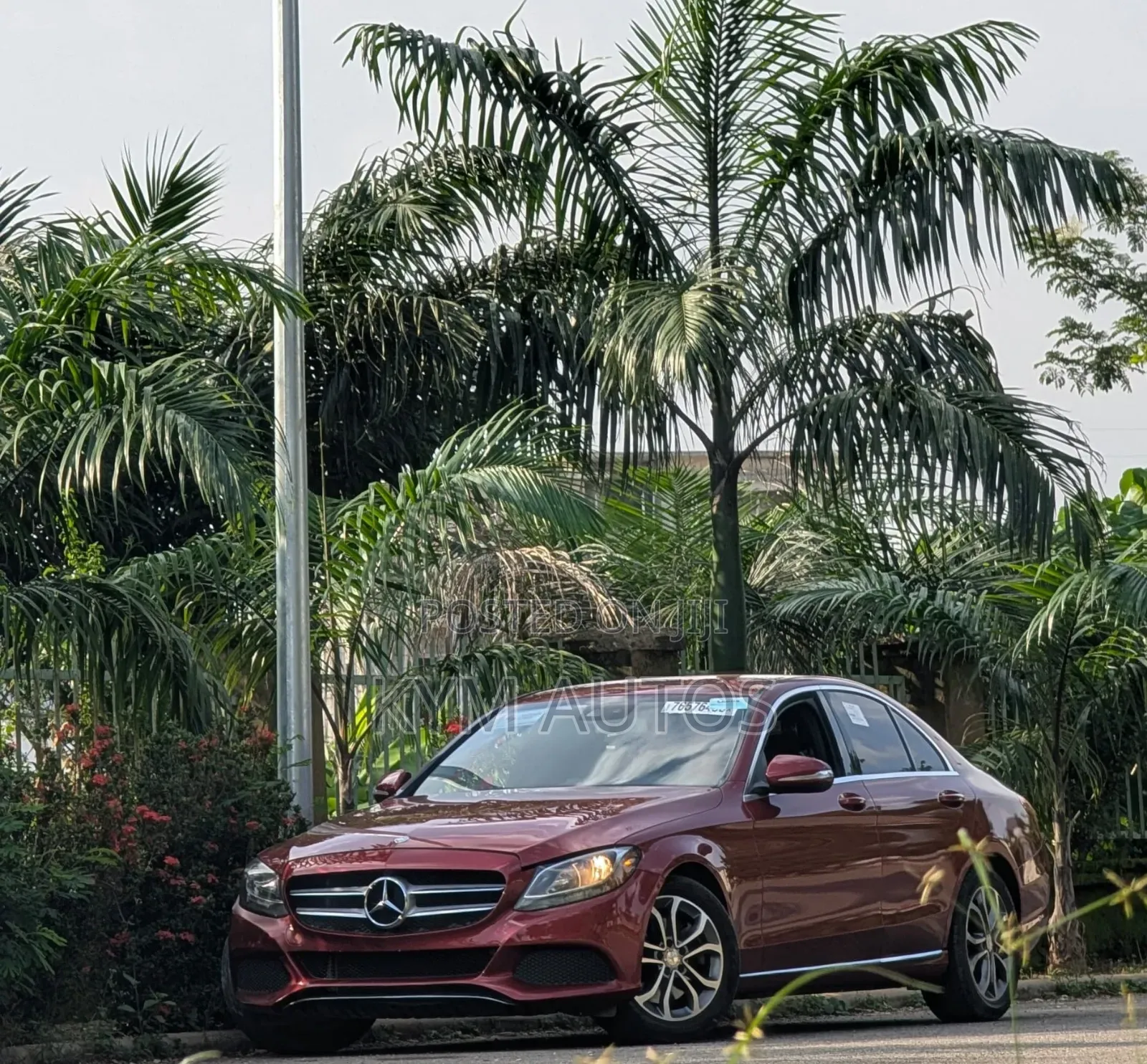 Mercedes-Benz C300 2016 Red