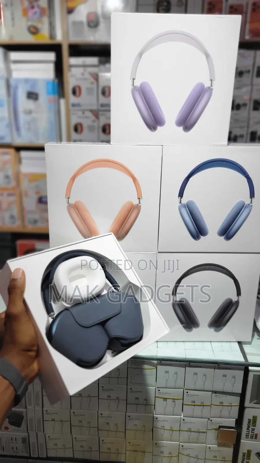 New Apple AirPods Max Wireless Over-Ear Headphones Midnight MWW43AM/A