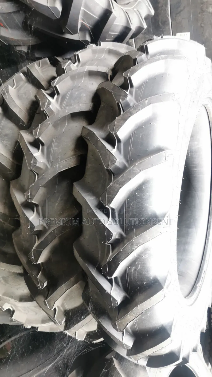 Brand New 13.6-36 Ceat