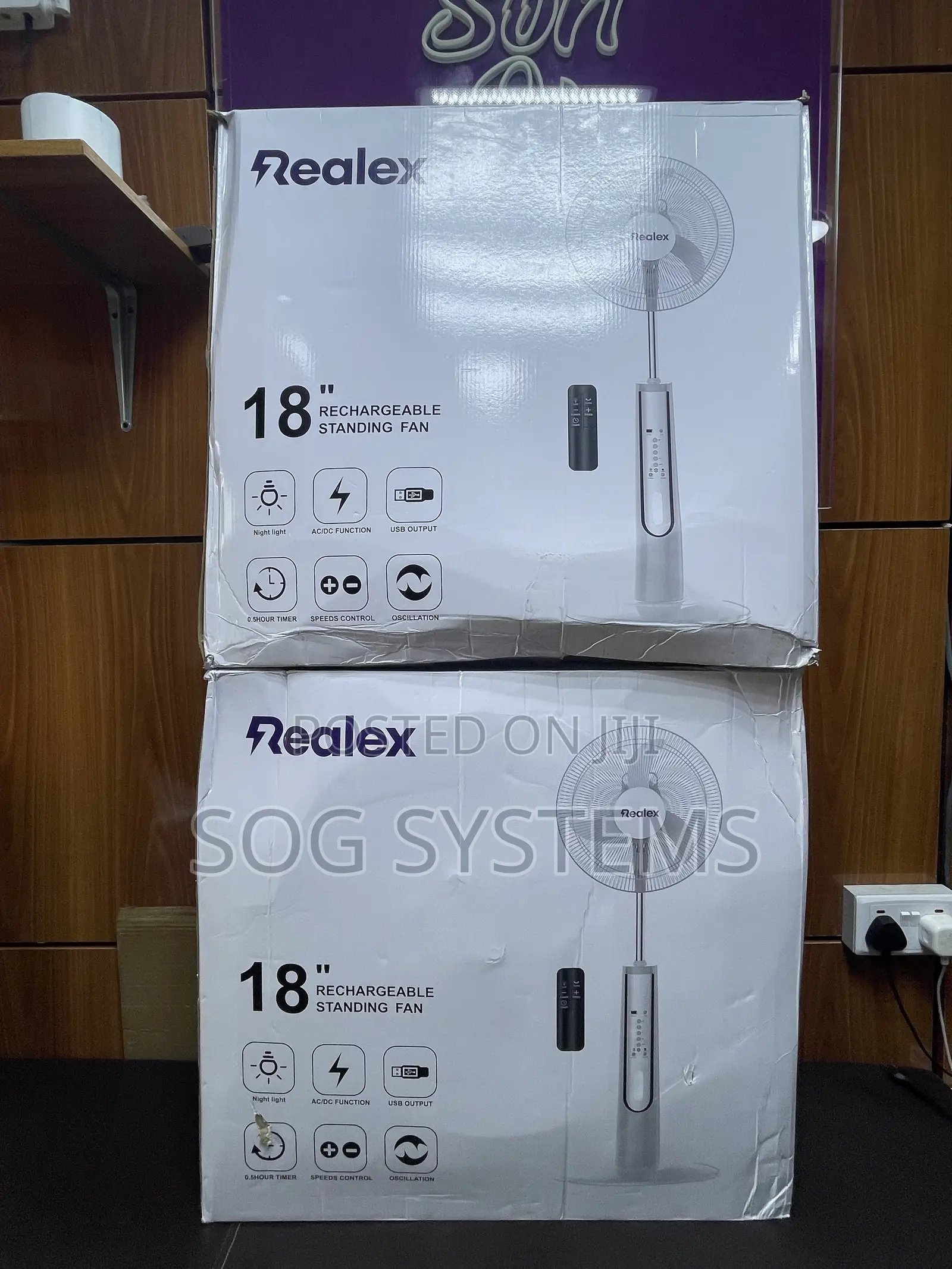 Realex 18 Inches Fan With Solar Panel