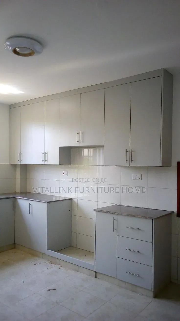 Modern Matte Grey Kitchen Cabinet Set With Drawers Niche