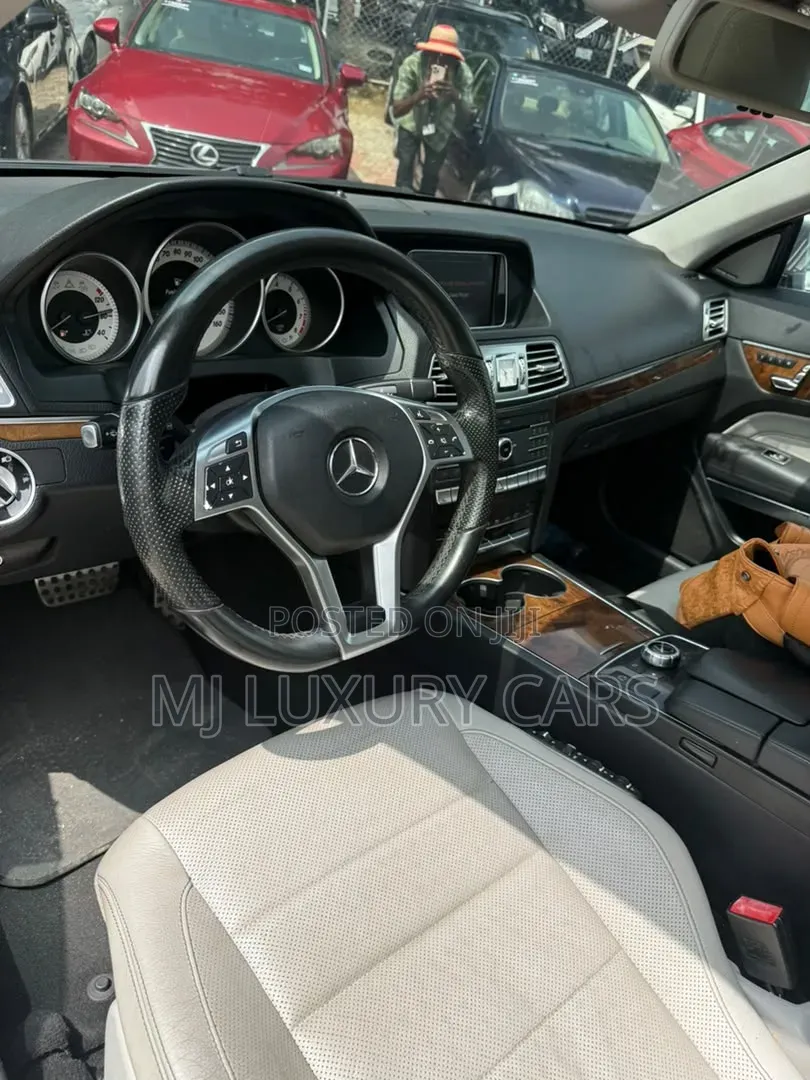 Mercedes-Benz E400 2016 Gray