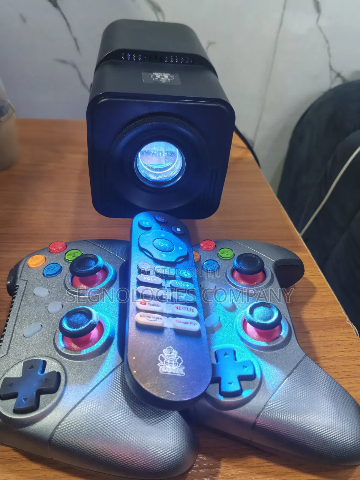 HCS350 PRO+ 2-in-1 Smart Game Projector With Game Controllers