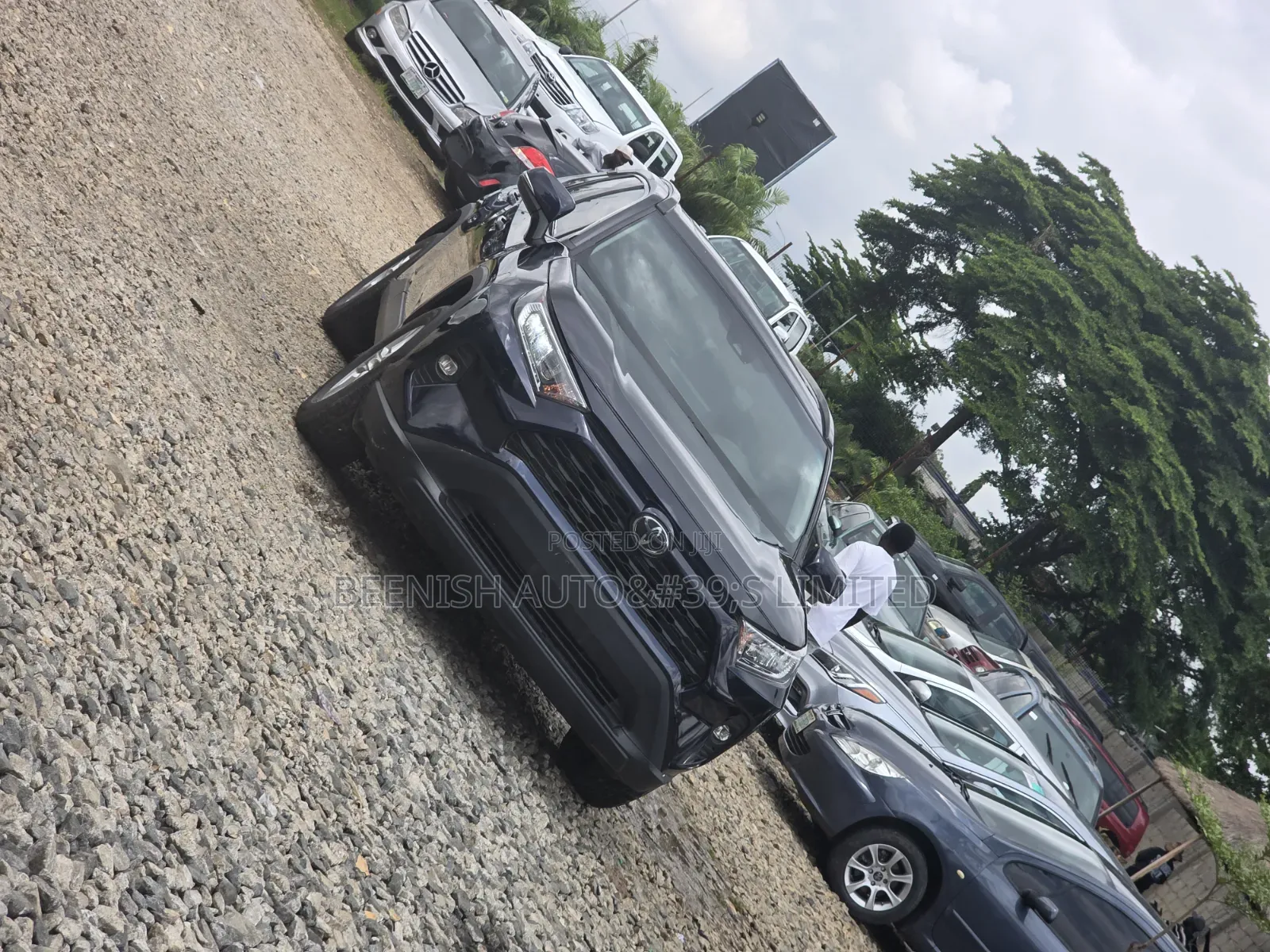 Toyota RAV4 2020 Blue
