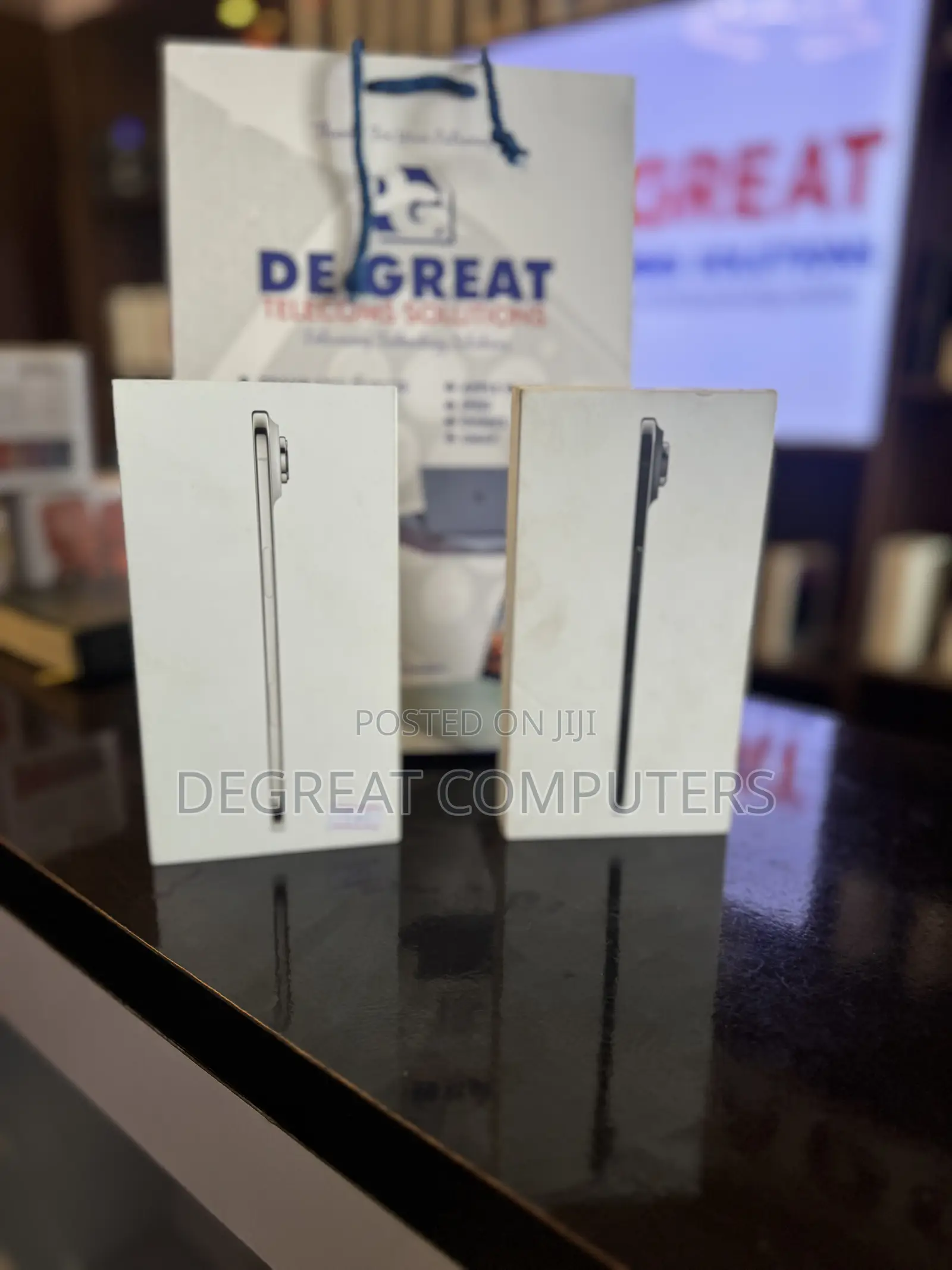 New Apple iPhone Air 256 GB Gold
