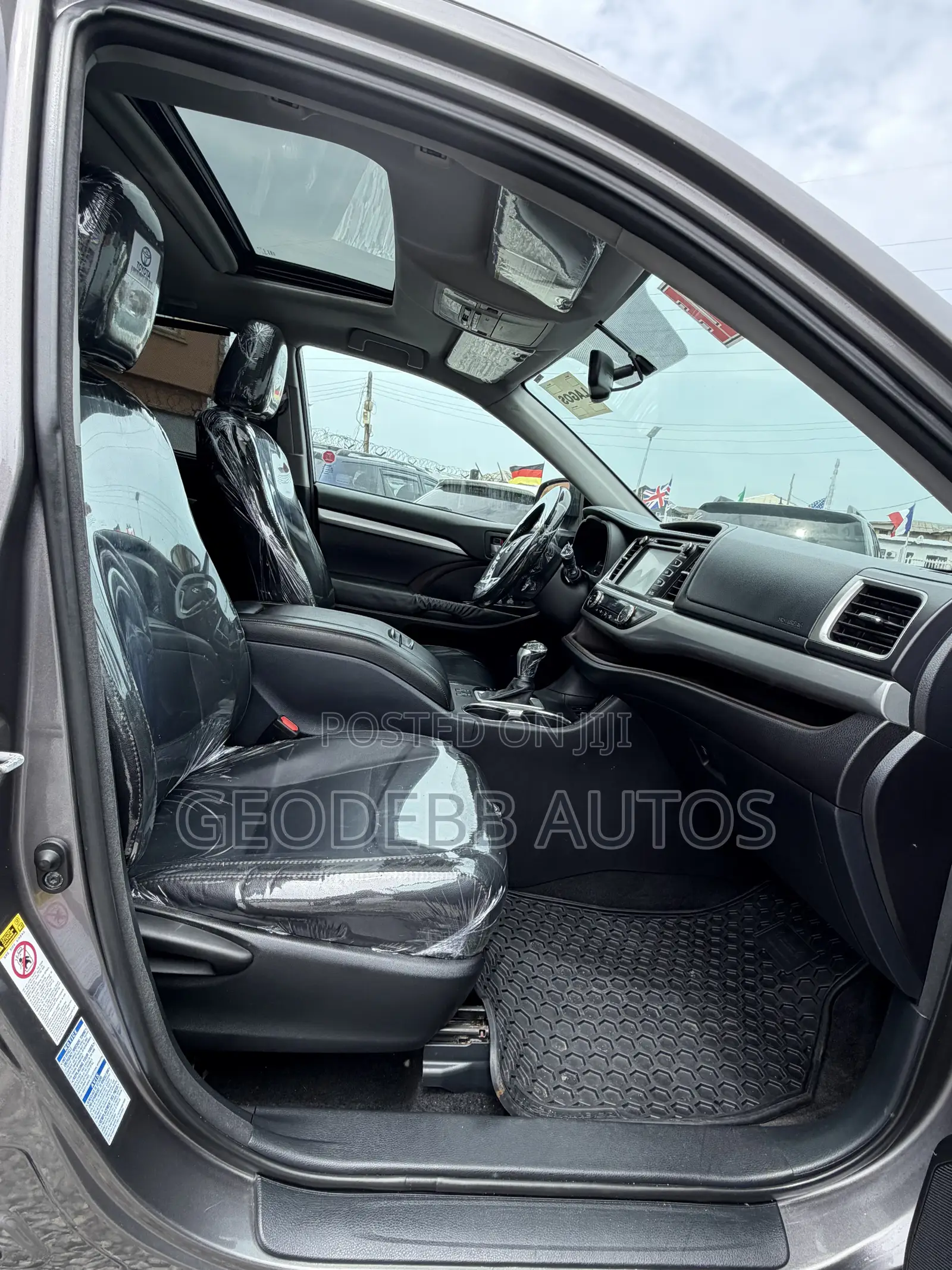 Toyota Highlander XLE 4dr SUV (3.5L 6cyl 6A) 2015 Gray