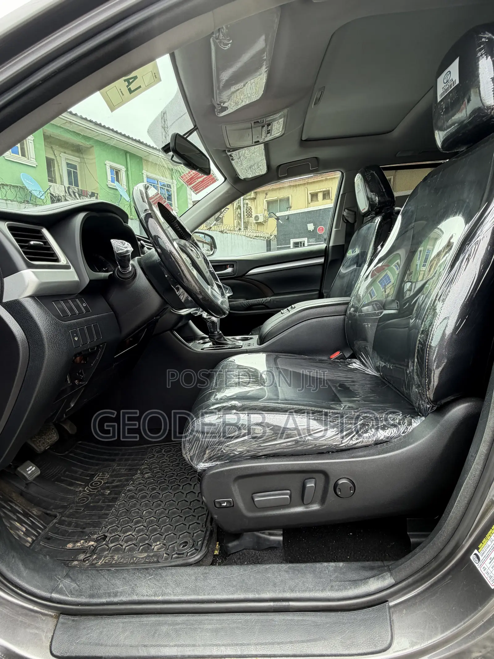 Toyota Highlander XLE 4dr SUV (3.5L 6cyl 6A) 2015 Gray