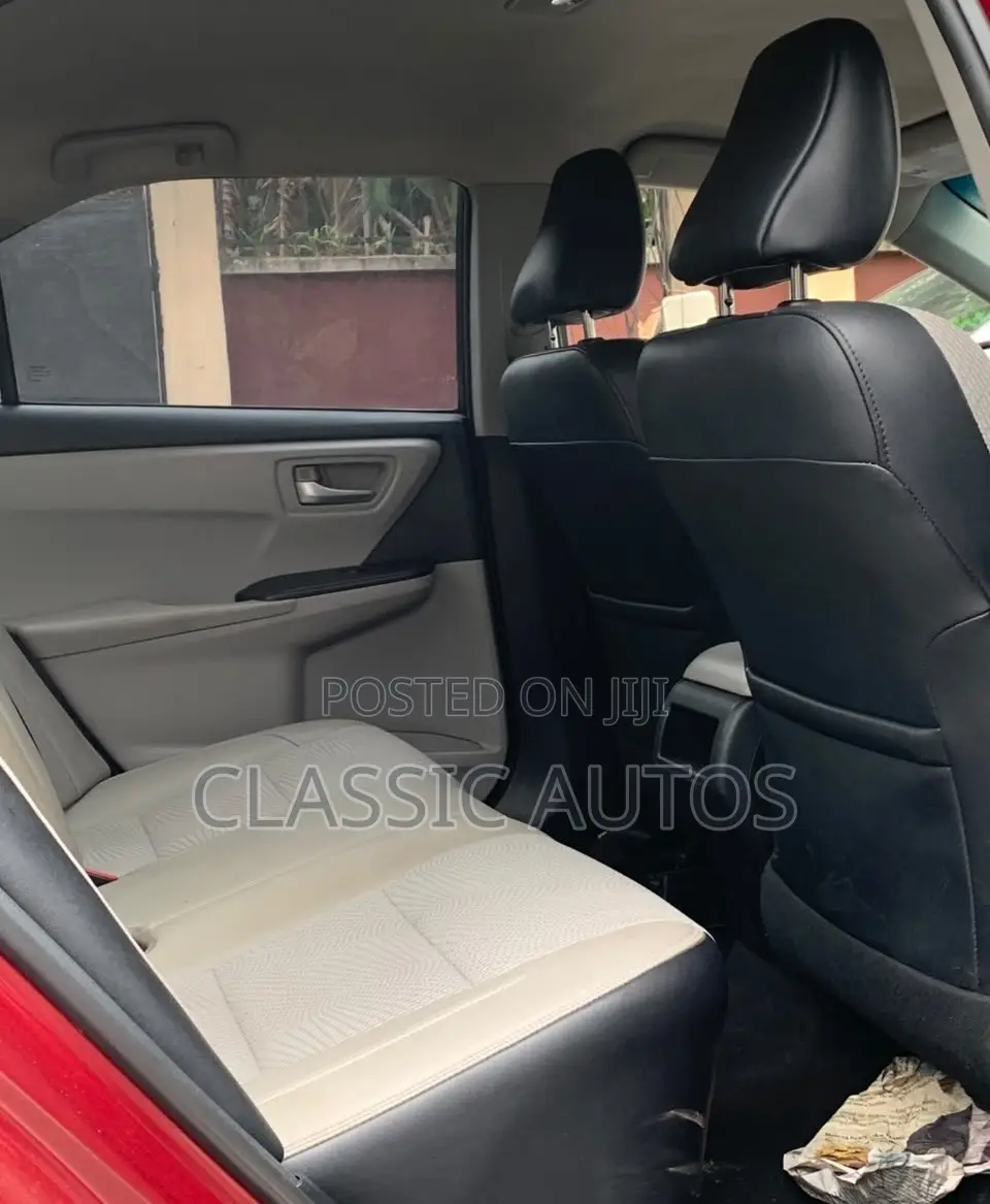 Toyota Camry 2016 Red