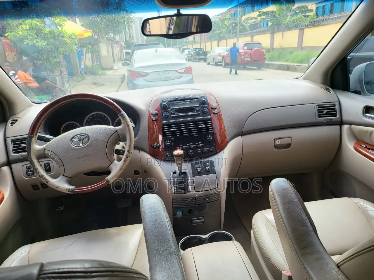 Toyota Sienna 2005 White