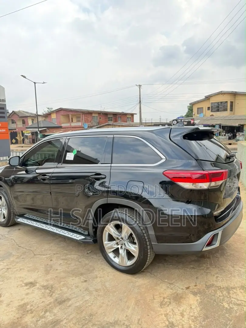 Toyota Highlander 2018 Black