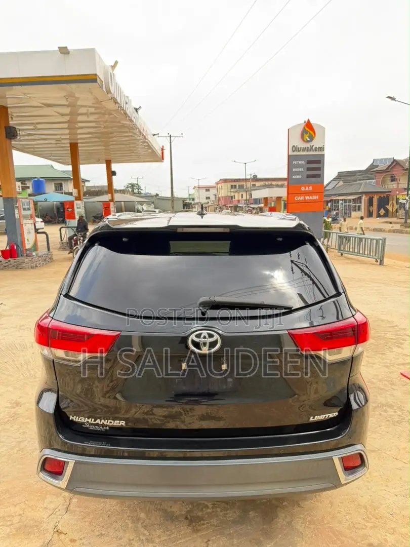 Toyota Highlander 2018 Black