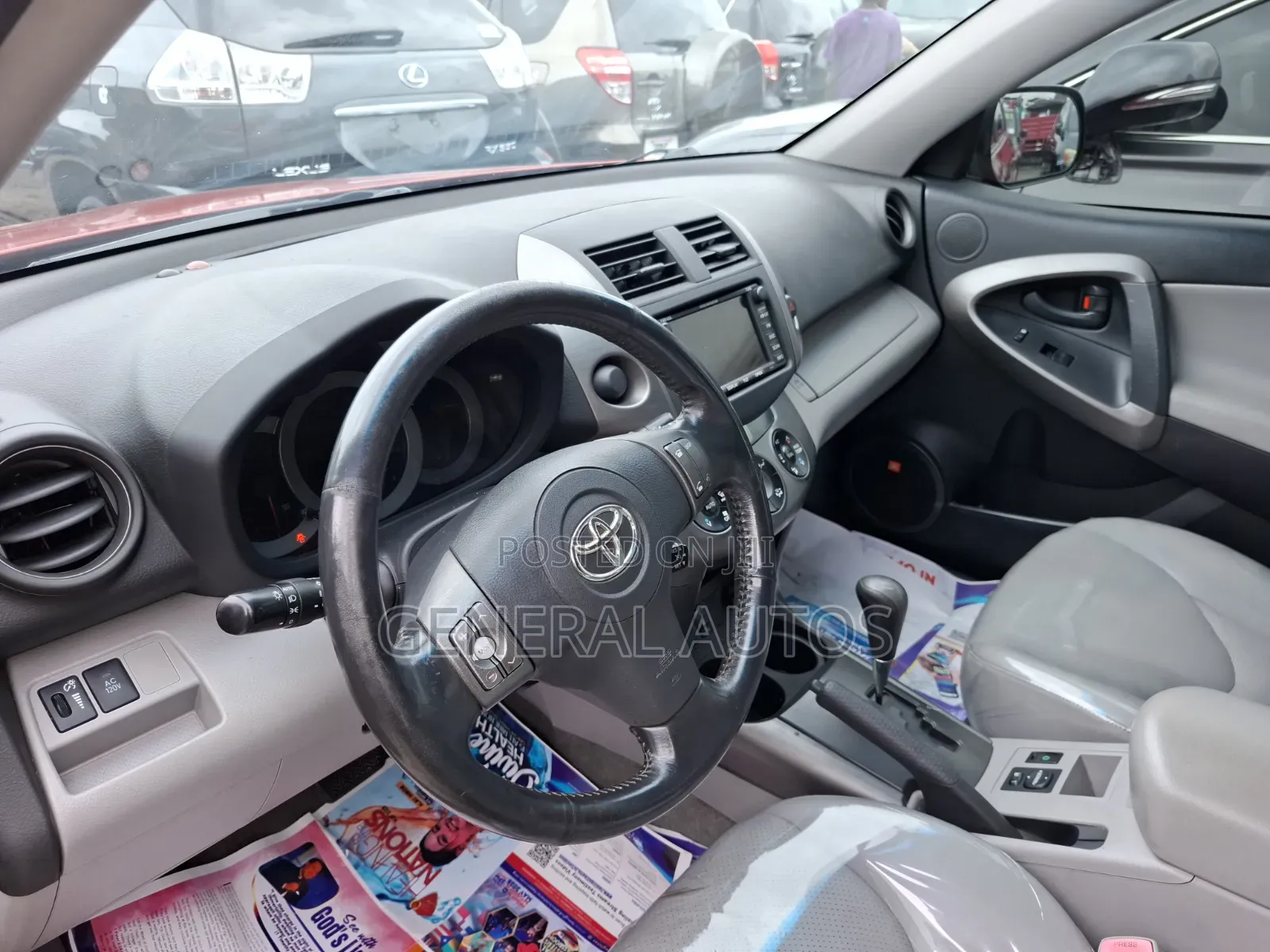 Toyota RAV4 2012 Maroon