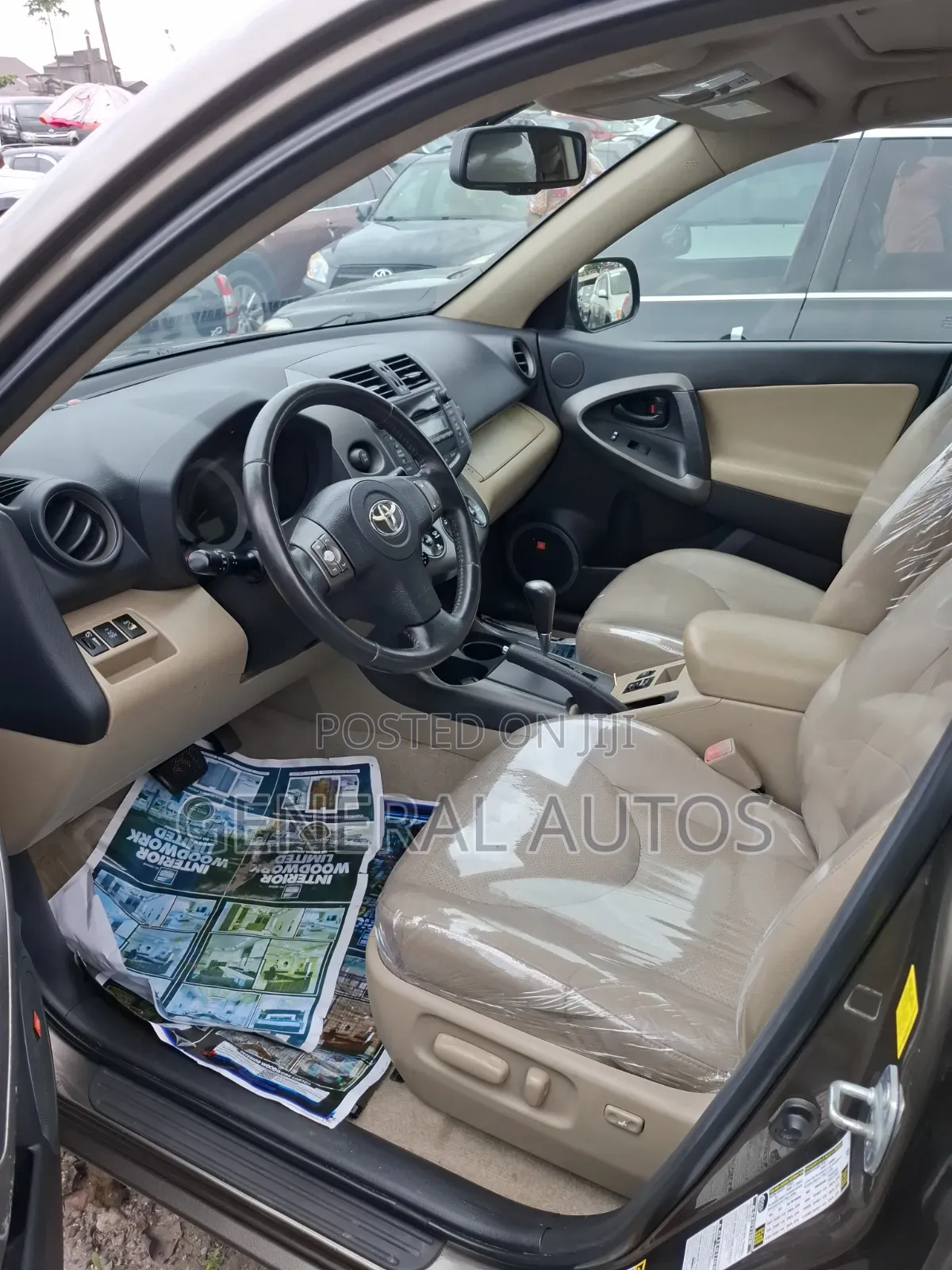 Toyota RAV4 2012 Brown
