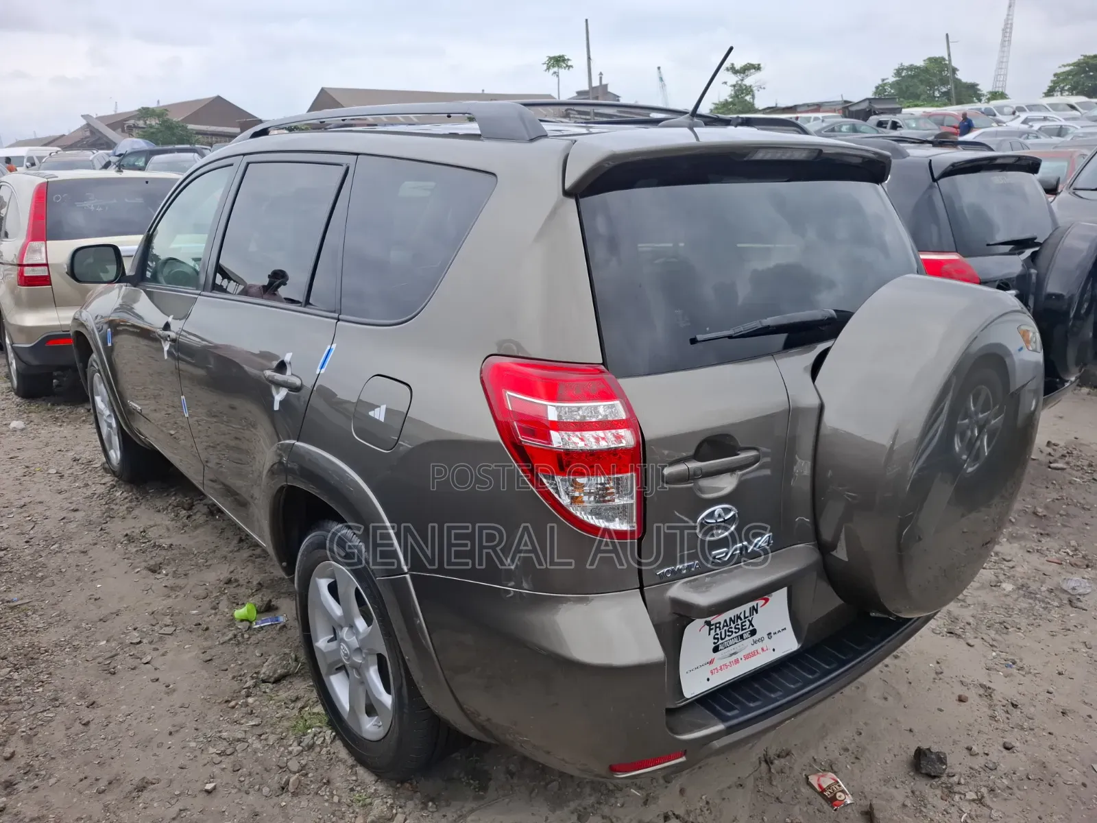 Toyota RAV4 2012 Brown