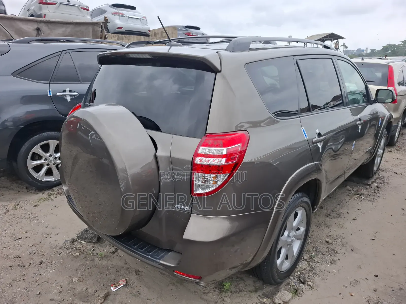 Toyota RAV4 2012 Brown
