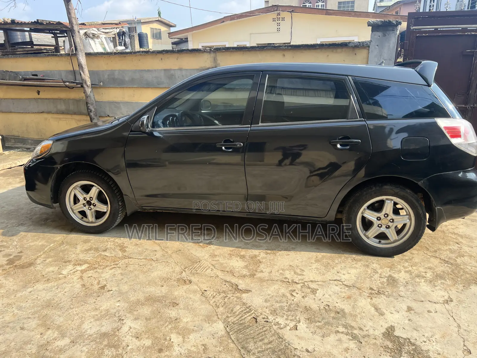 Toyota Matrix XR Hatchback FWD (1.8L 4cyl 4A) 2007 Black