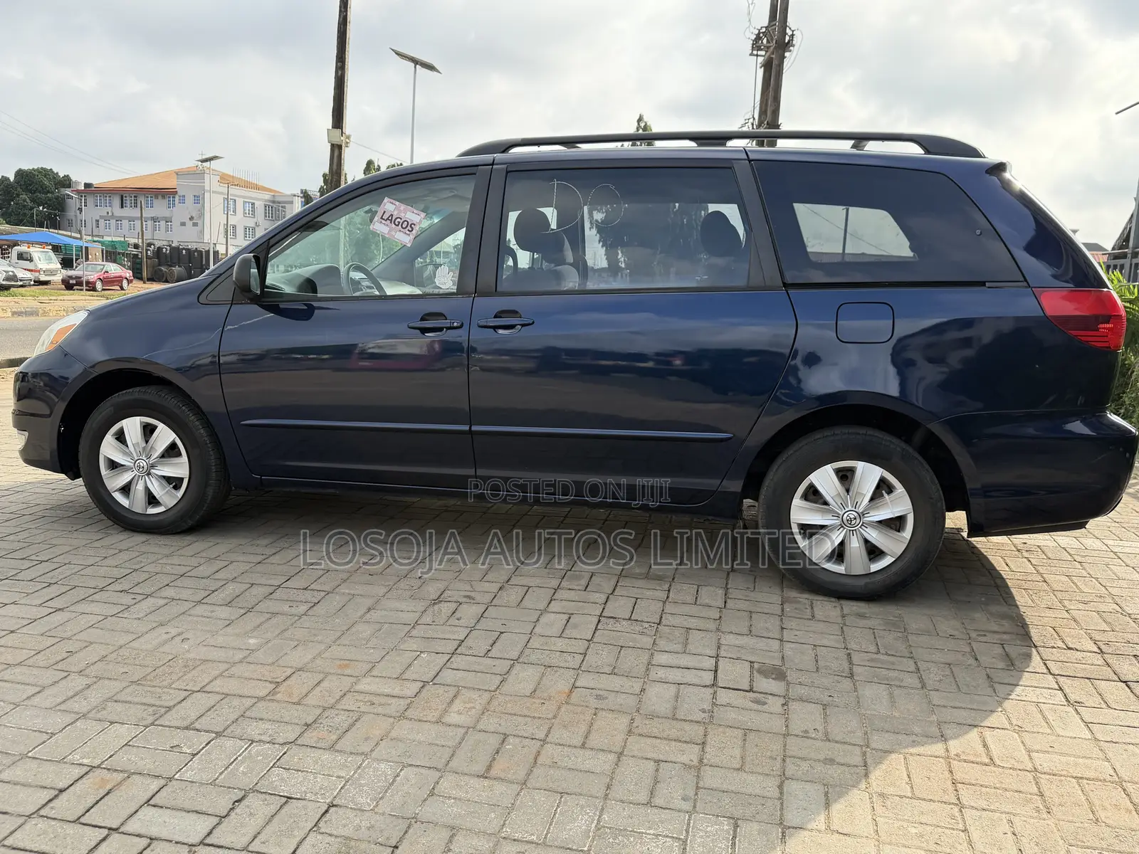 Toyota Sienna LE FWD (3.3L V6 5A) 2004 Blue