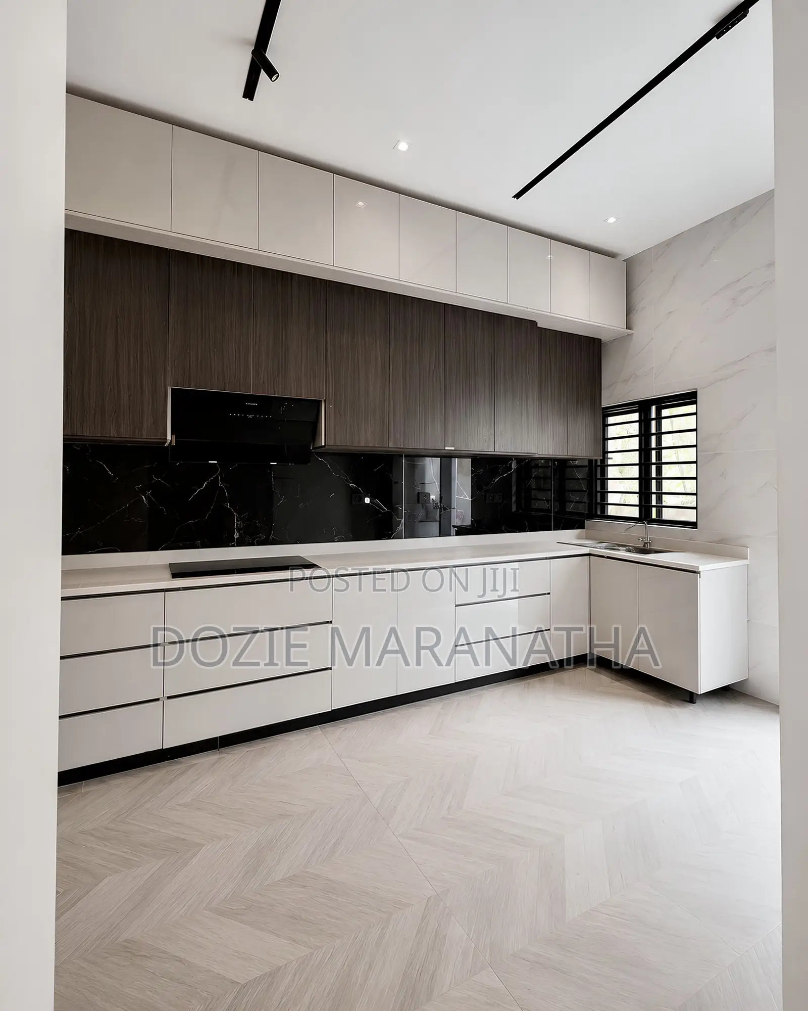 4bdrm Townhouse/Terrace in Guzape District for sale