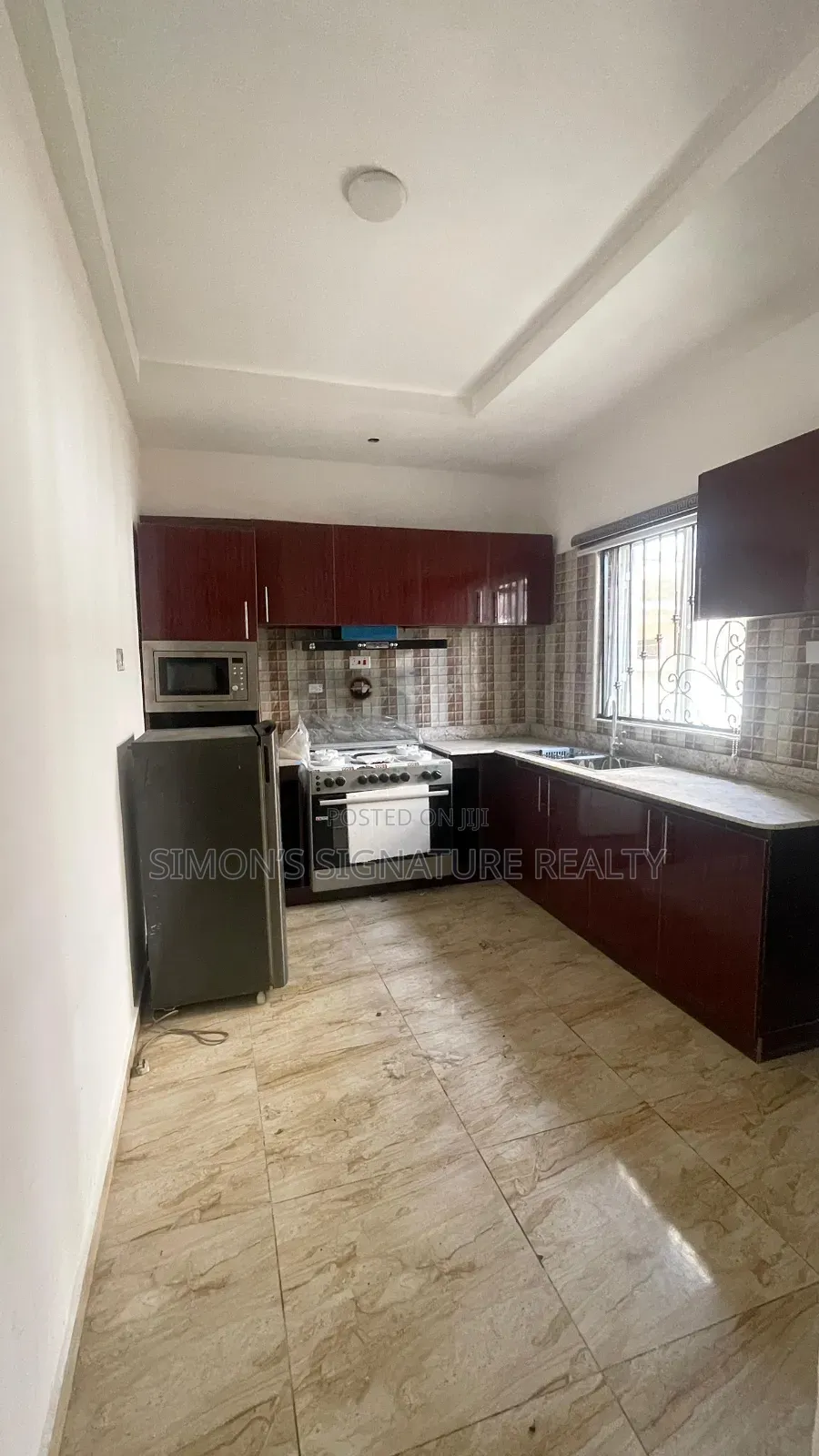 Furnished 5bdrm Duplex in Chevron for rent