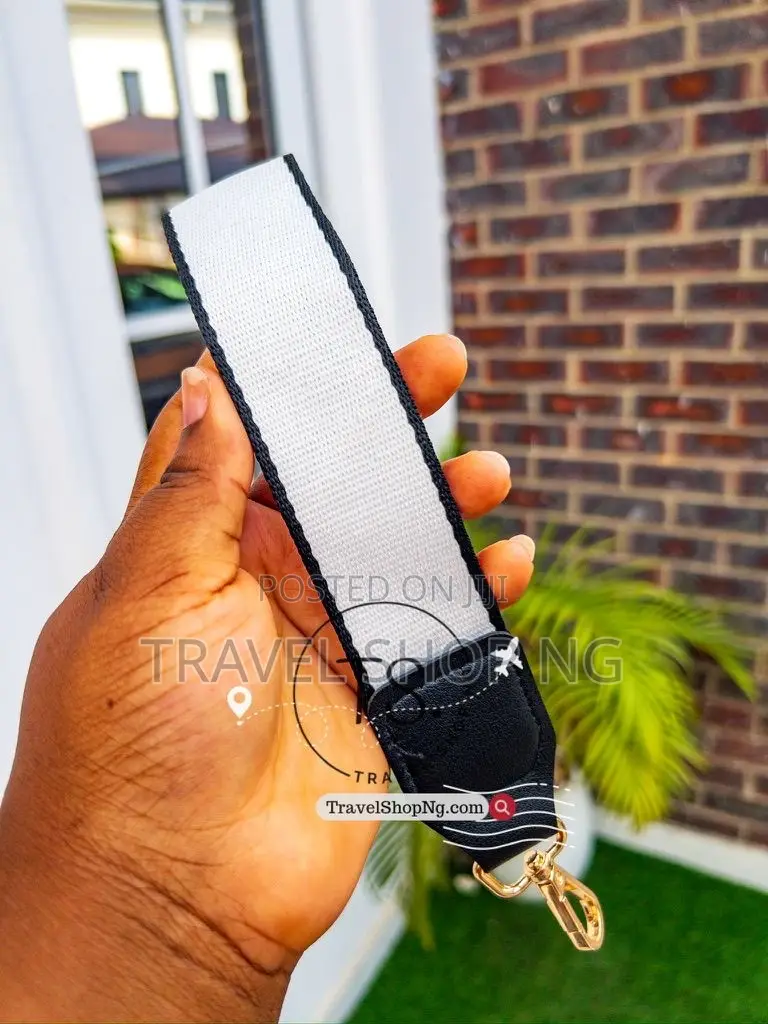Adjustable Phone Wrist Lanyard| Keep Your Phone Secure Accessible