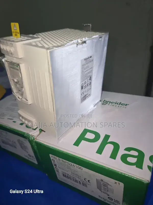 ABL8RPS24100 |Schneider Regulated SMPS-1 or 2-Ph-100 500v-24vdc-10a