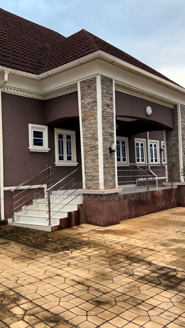 Furnished 4bdrm Bungalow in Centenary City Enugu for sale