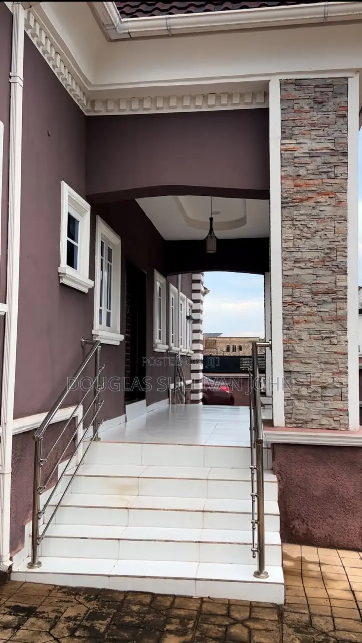 Furnished 4bdrm Bungalow in Centenary City Enugu for sale