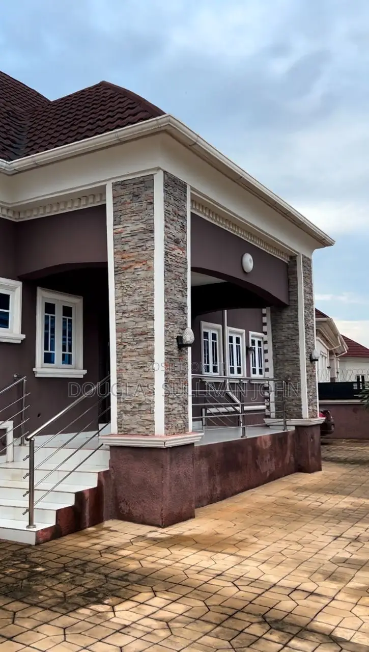Furnished 4bdrm Bungalow in Centenary City Enugu for sale