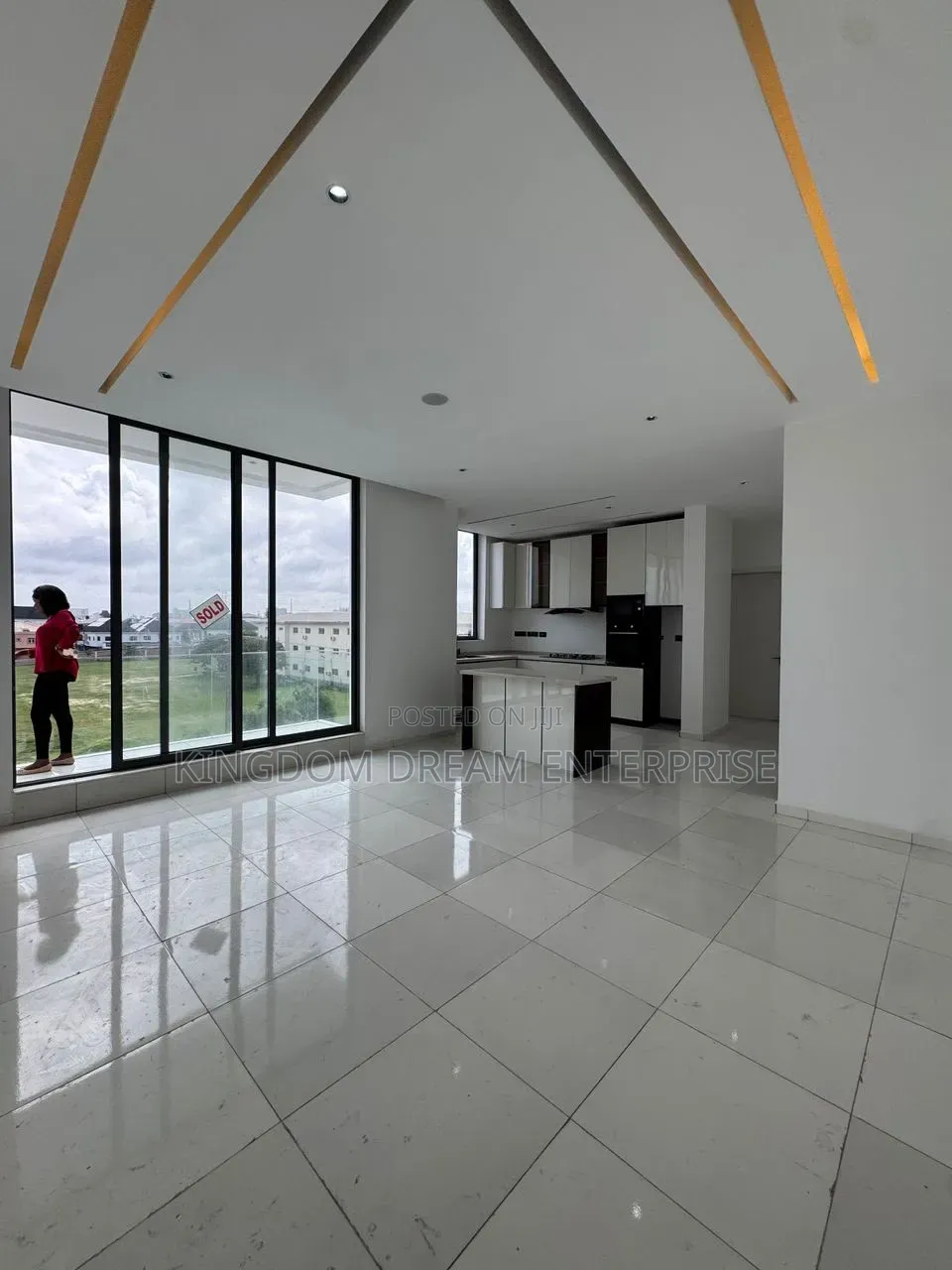 2bdrm Apartment in Oniru Victoria for sale