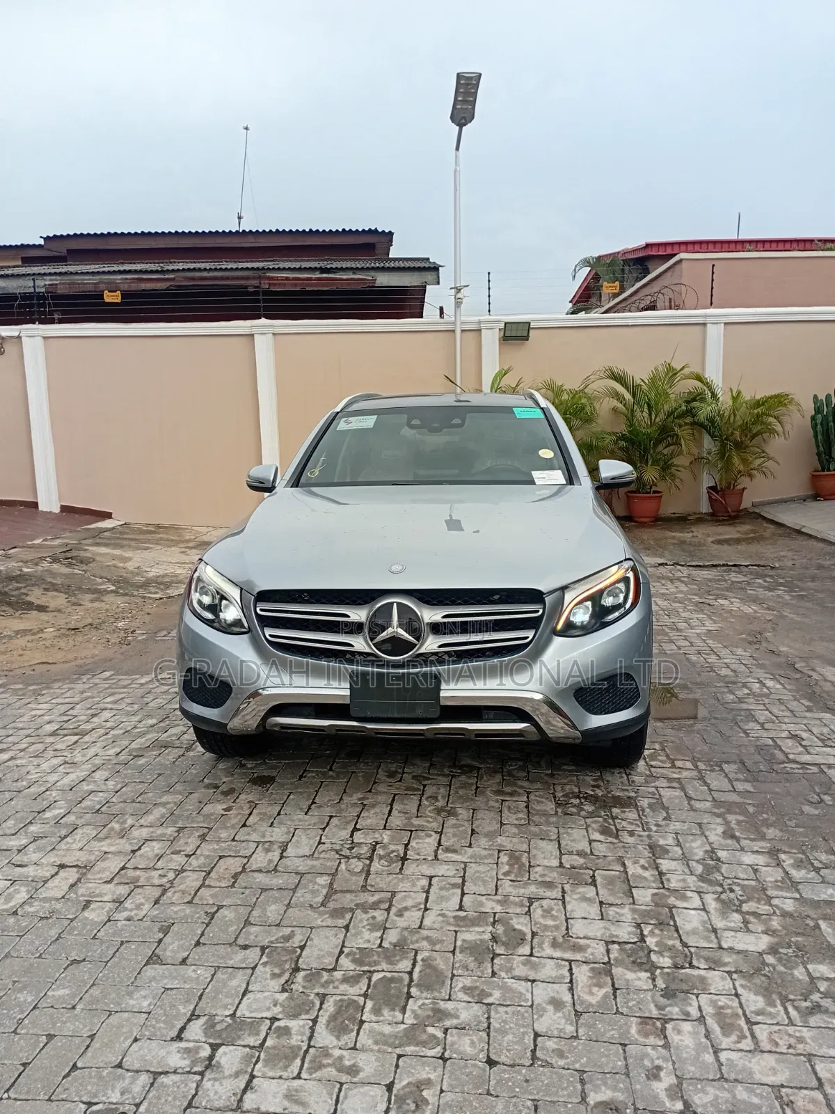 Mercedes-Benz GLC-Class 2017 Blue