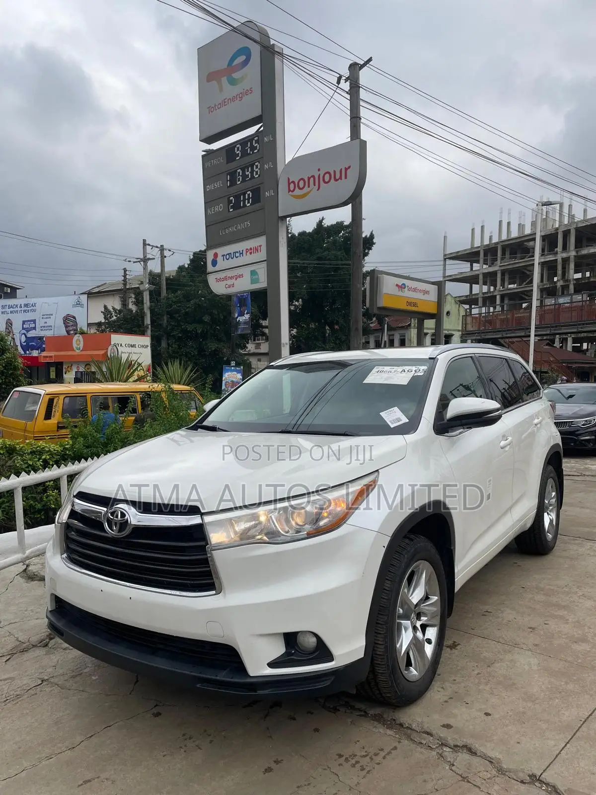 Toyota Highlander Limited 4dr SUV AWD (3.5L 6cyl 6A) 2015 White