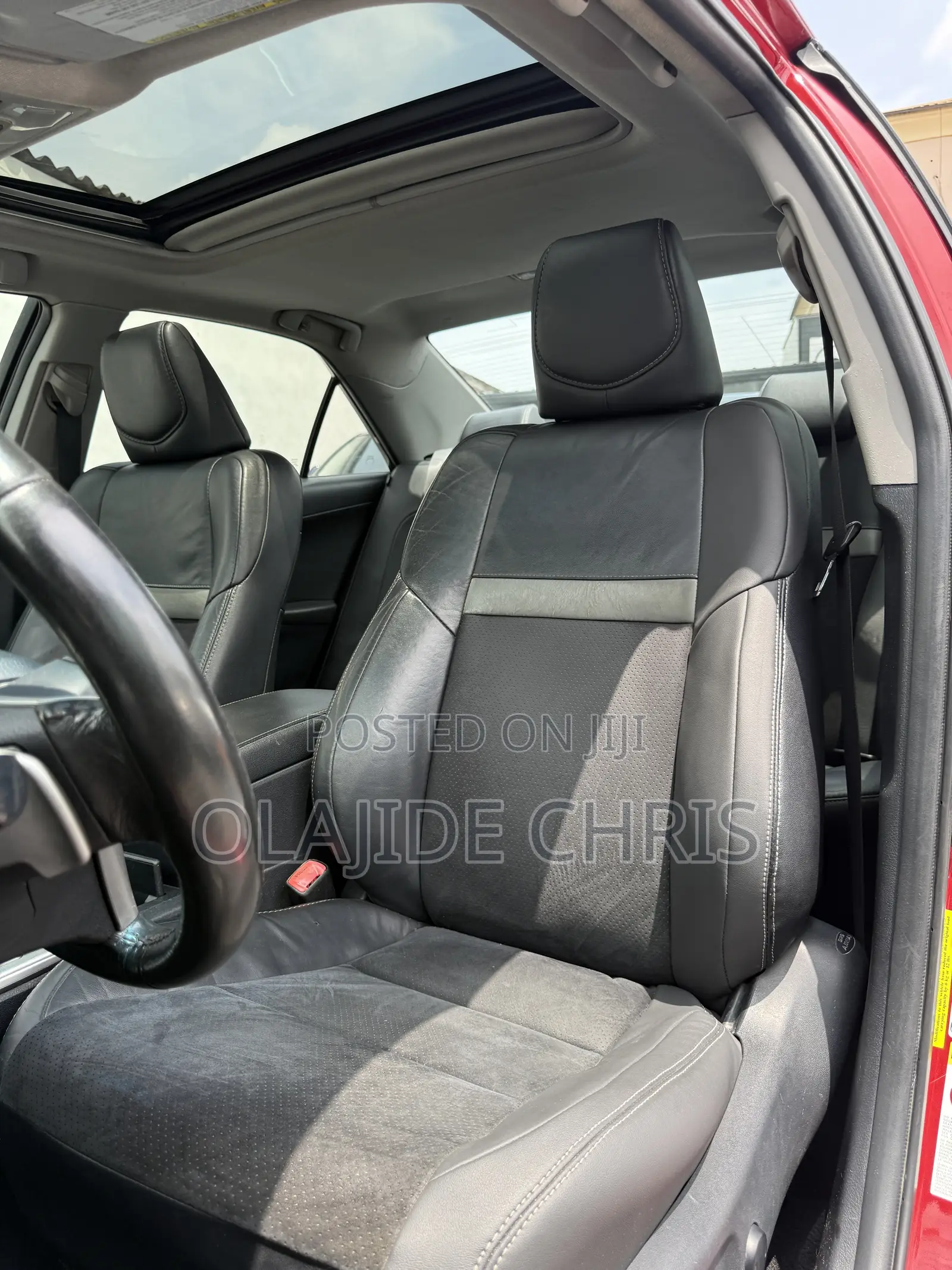 Toyota Camry SE V6 4dr Sedan (3.5L 6cyl 6A) 2012 Red