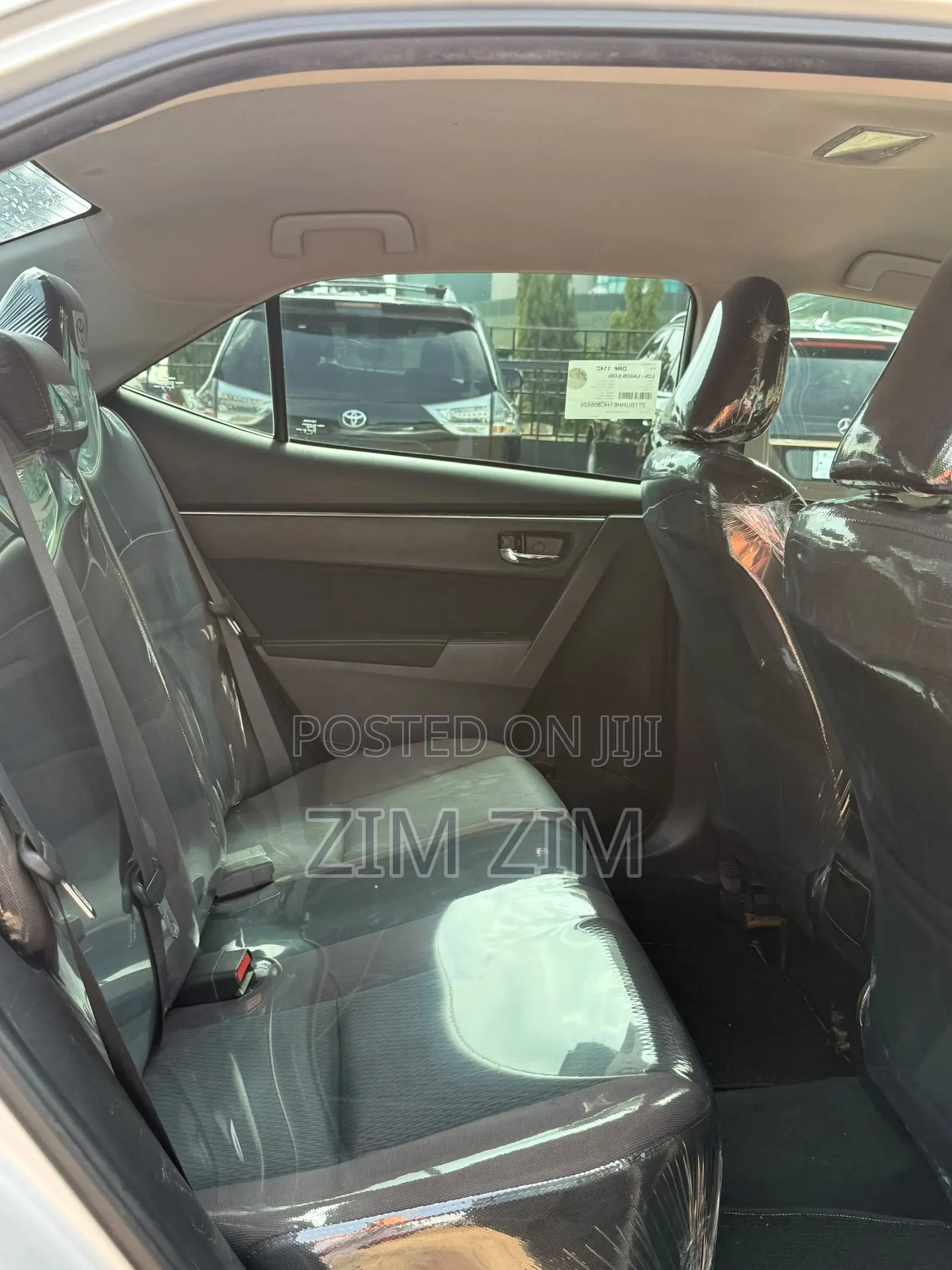Toyota Corolla LE 4dr Sedan (1.8L 4cyl CVT) 2017 Silver