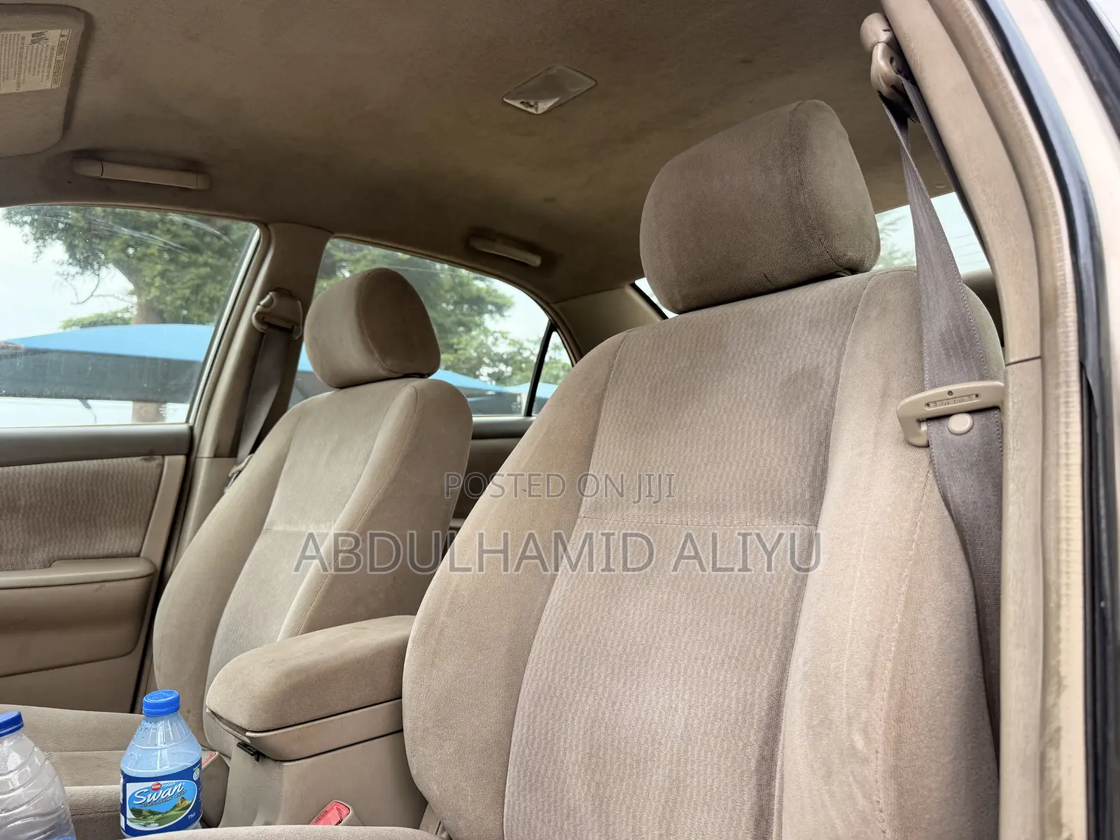 Toyota Corolla LE 2006 Gold