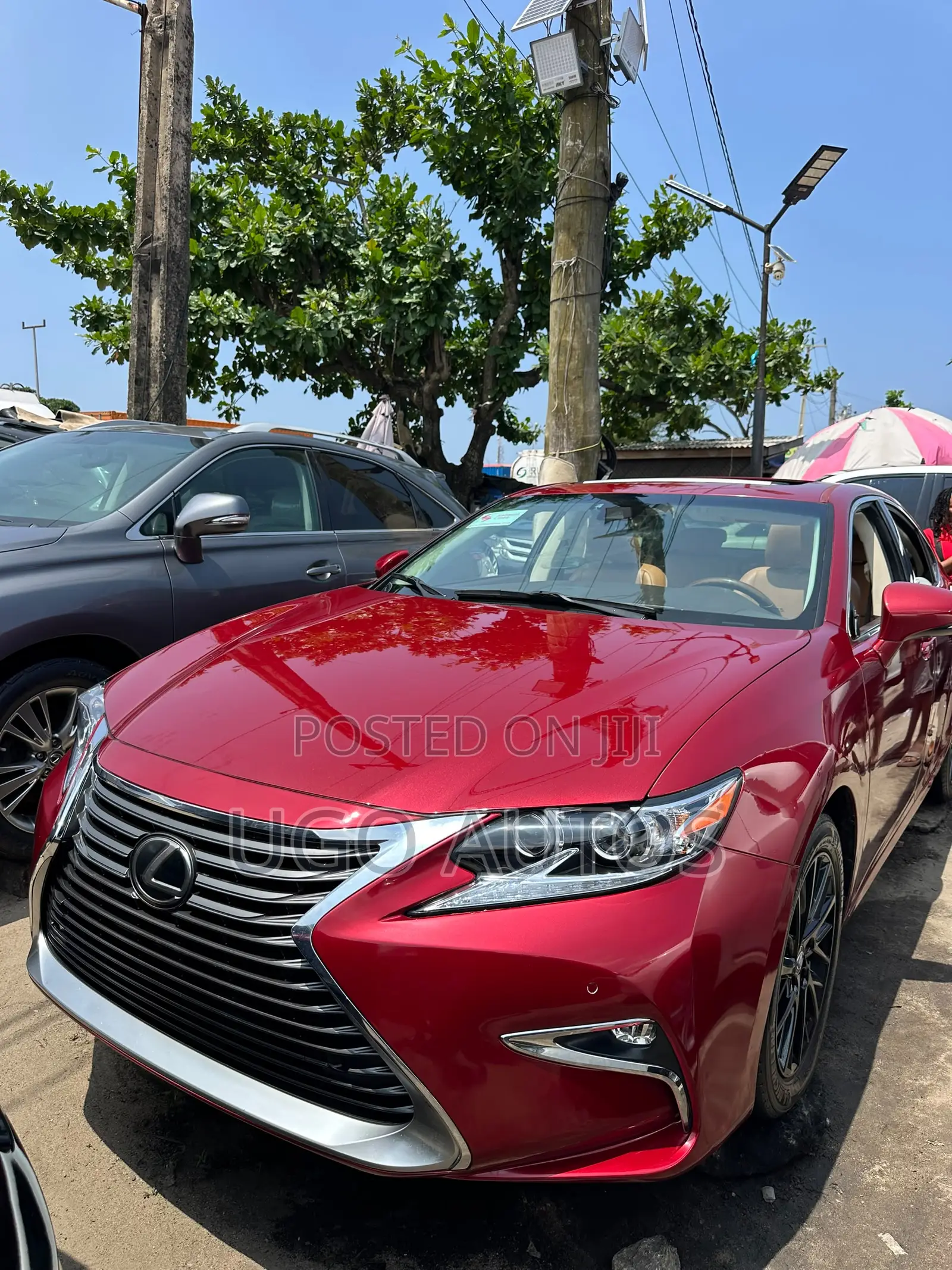 Lexus ES 350 FWD 2016 Red