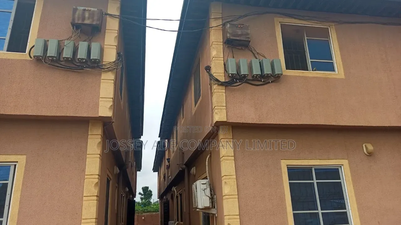 Furnished 2bdrm Block of Flats in Ayobo for sale