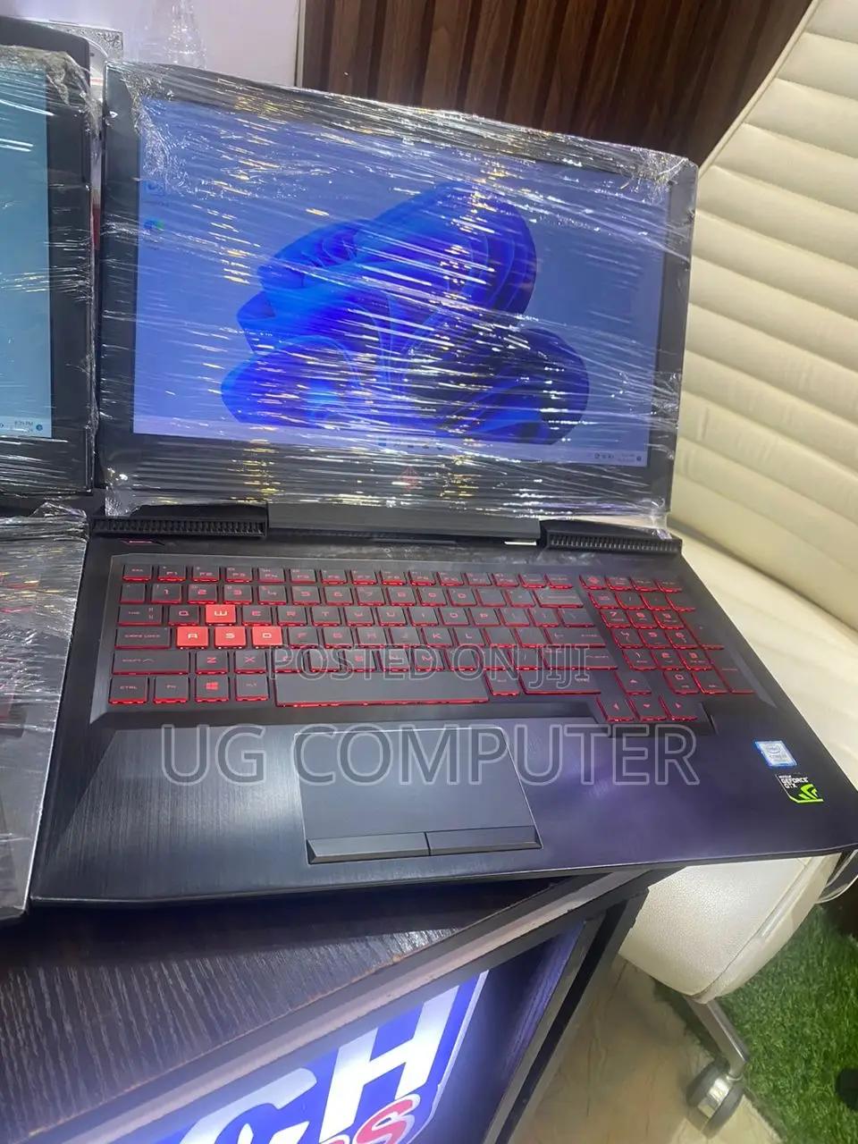 New Laptop HP Omen 15 8GB Intel Core i5 SSD 256GB